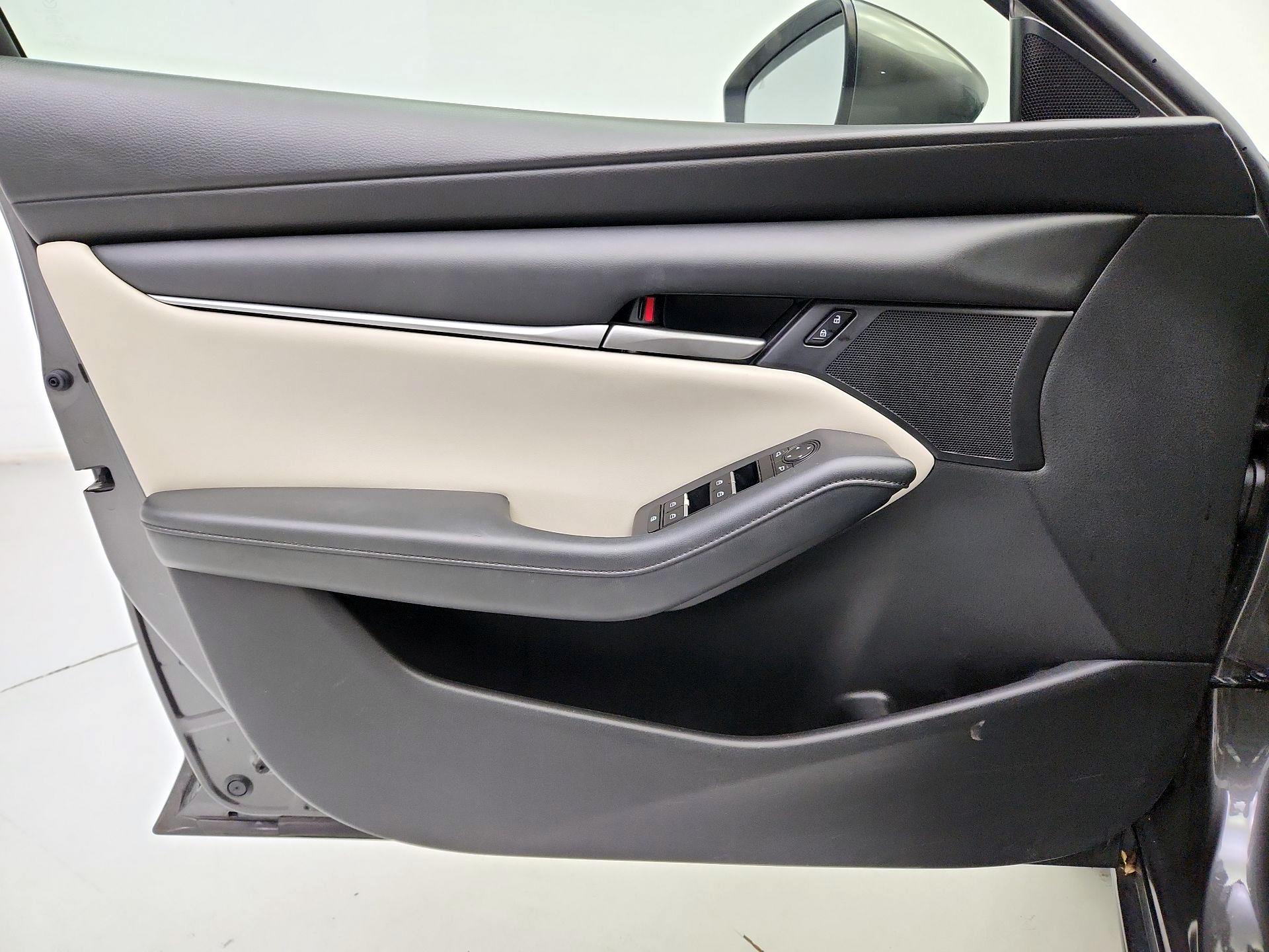 Thumbnail: 2020 Mazda Mazda3 - 12