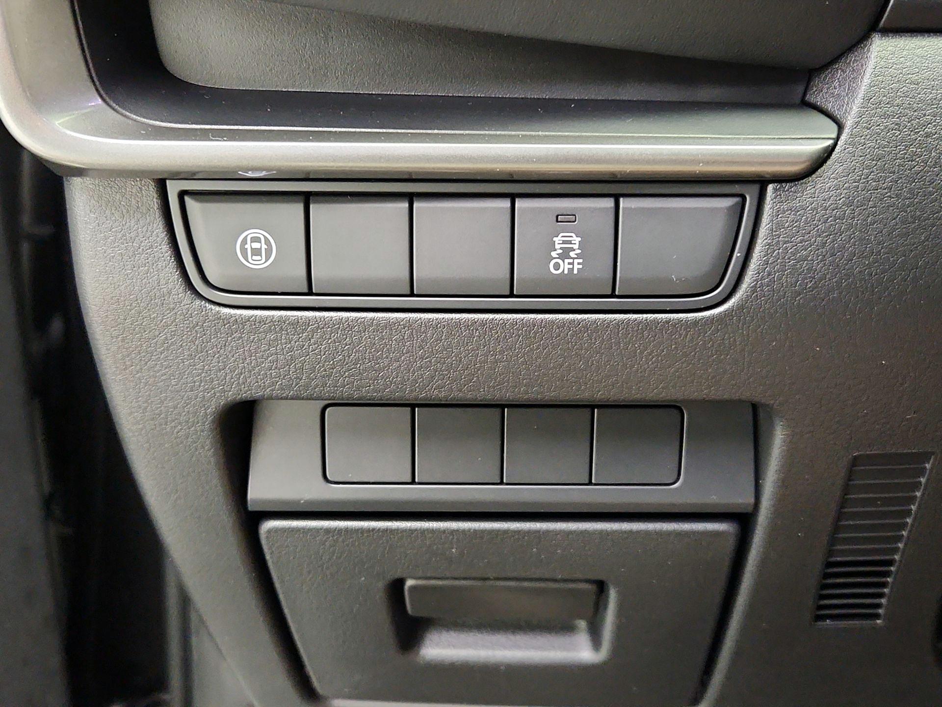 Thumbnail: 2020 Mazda Mazda3 - 13