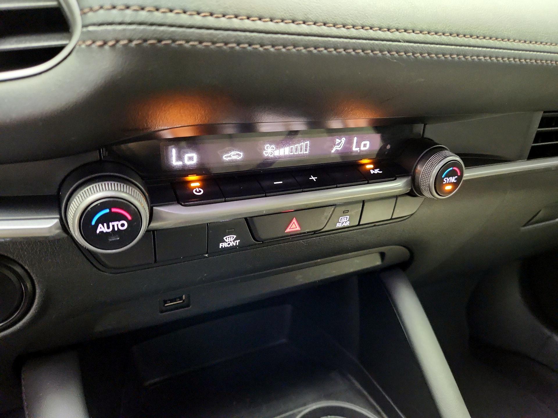 Thumbnail: 2020 Mazda Mazda3 - 17