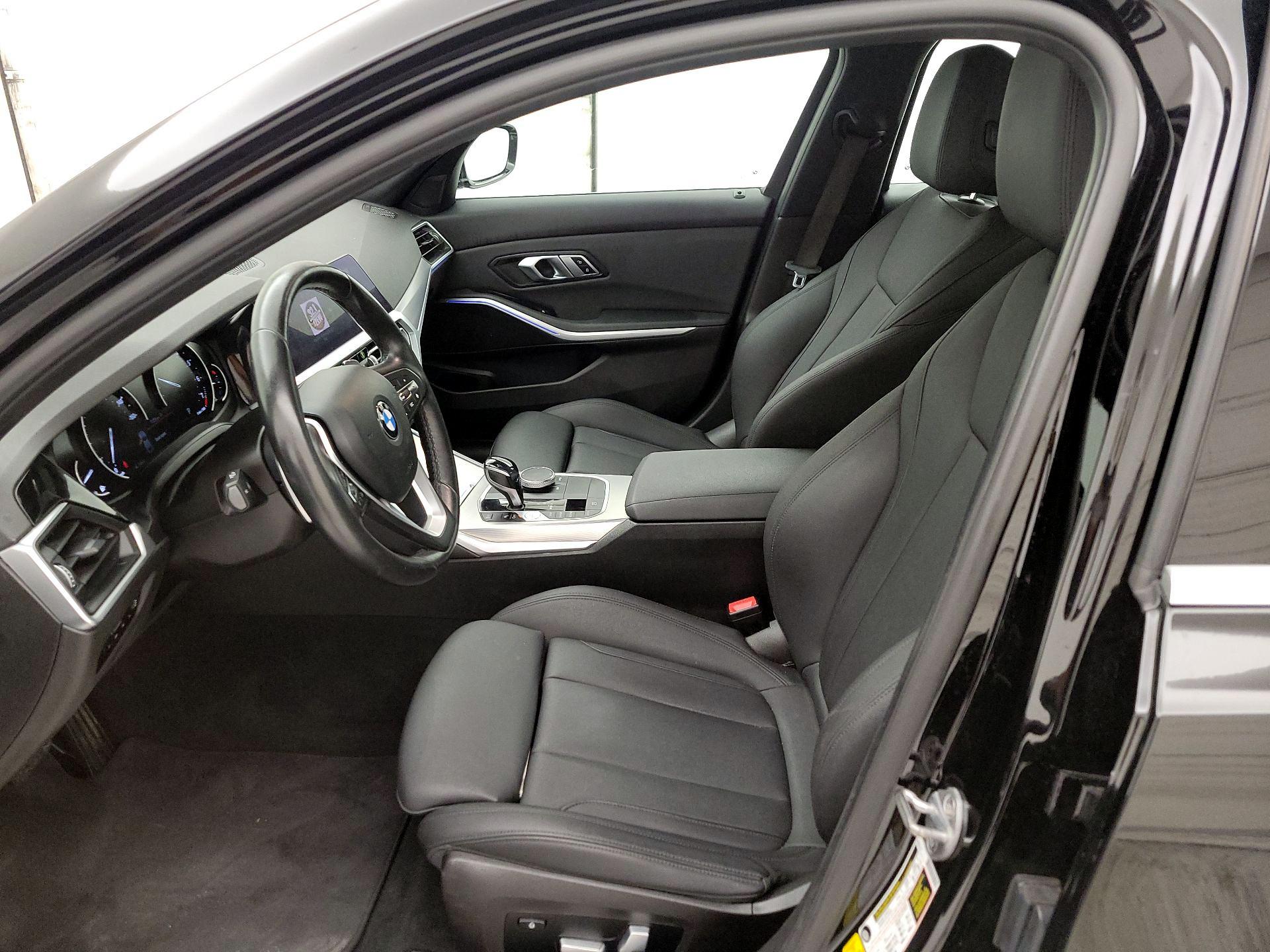 Thumbnail: 2020 BMW 3 Series - 11