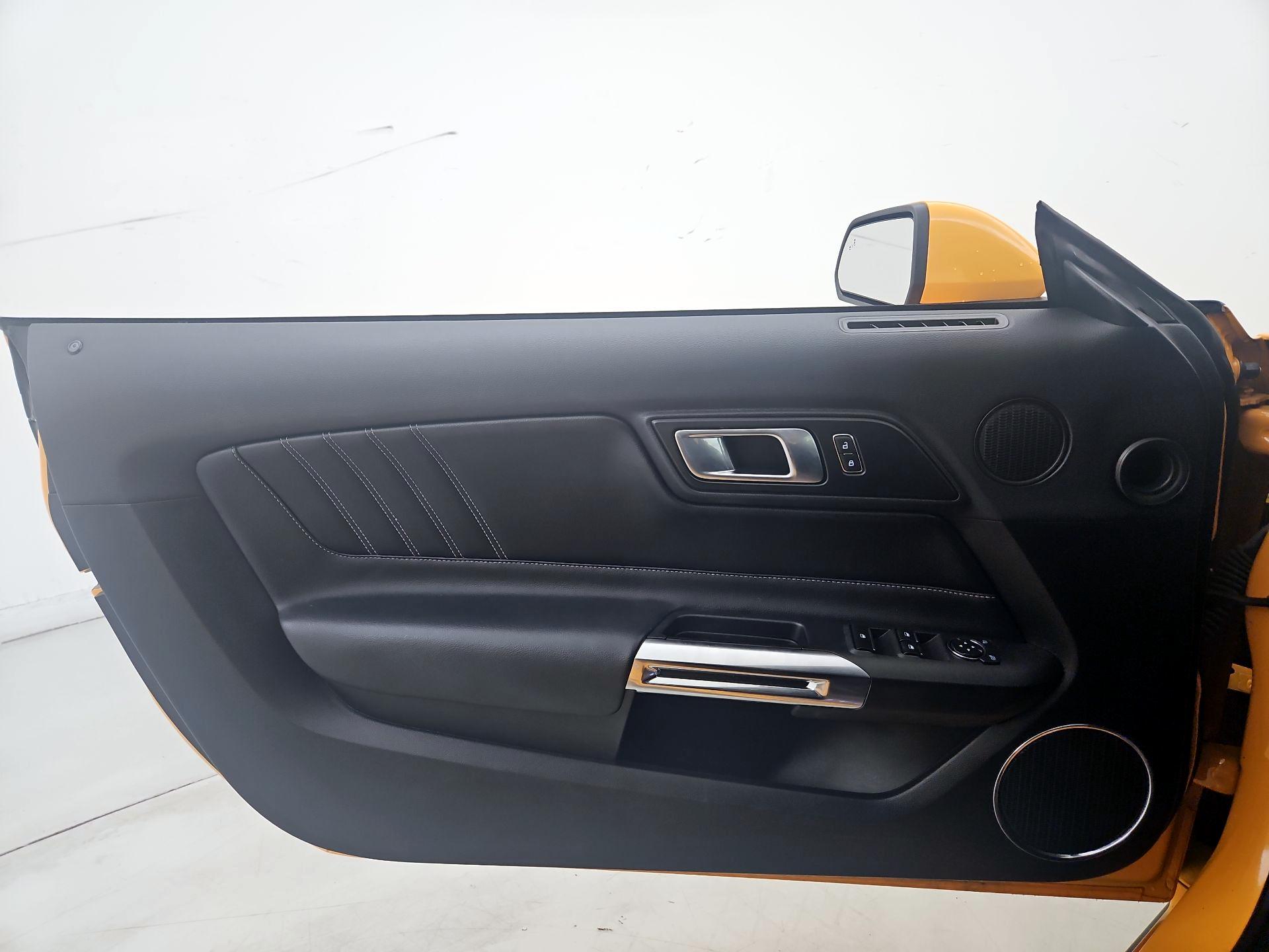 Thumbnail: 2022 Ford Mustang - 12
