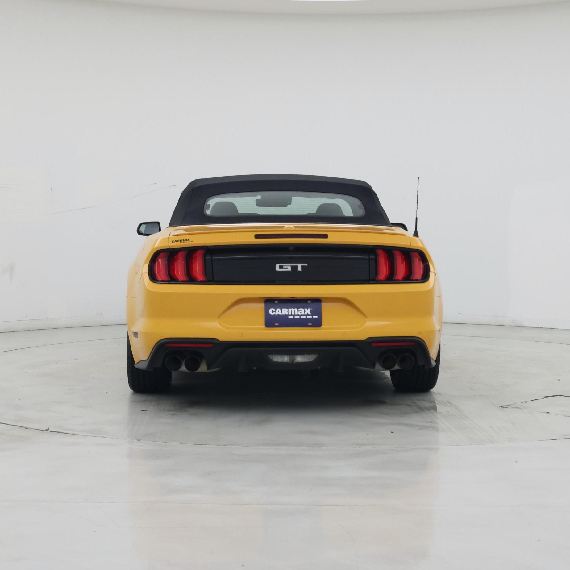Thumbnail: 2022 Ford Mustang - 6