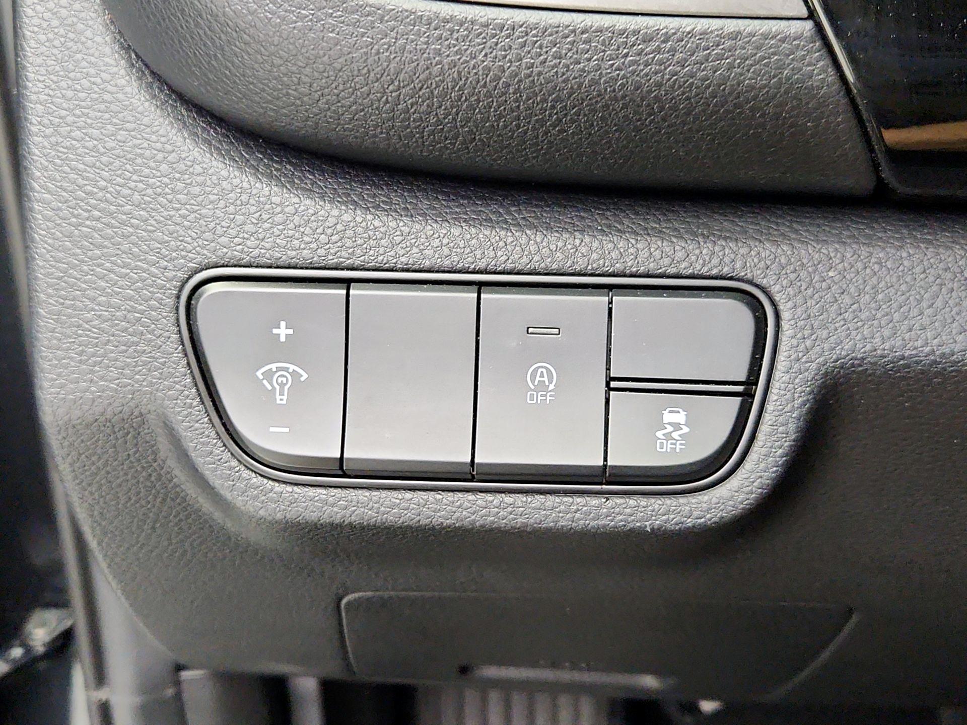 Thumbnail: 2025 Kia Seltos - 13