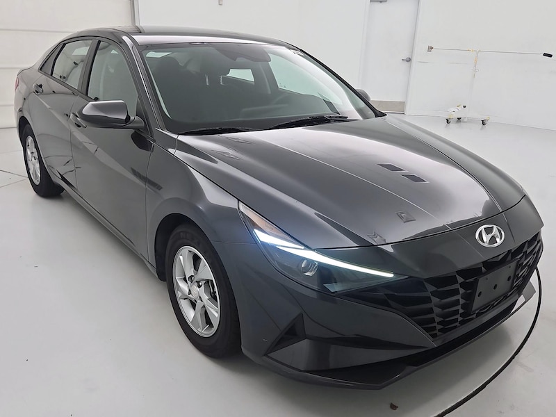 2021 Hyundai Elantra SE