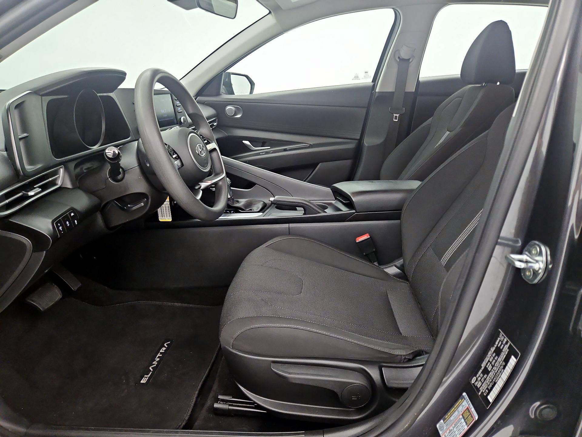 Thumbnail: 2021 Hyundai Elantra - 9