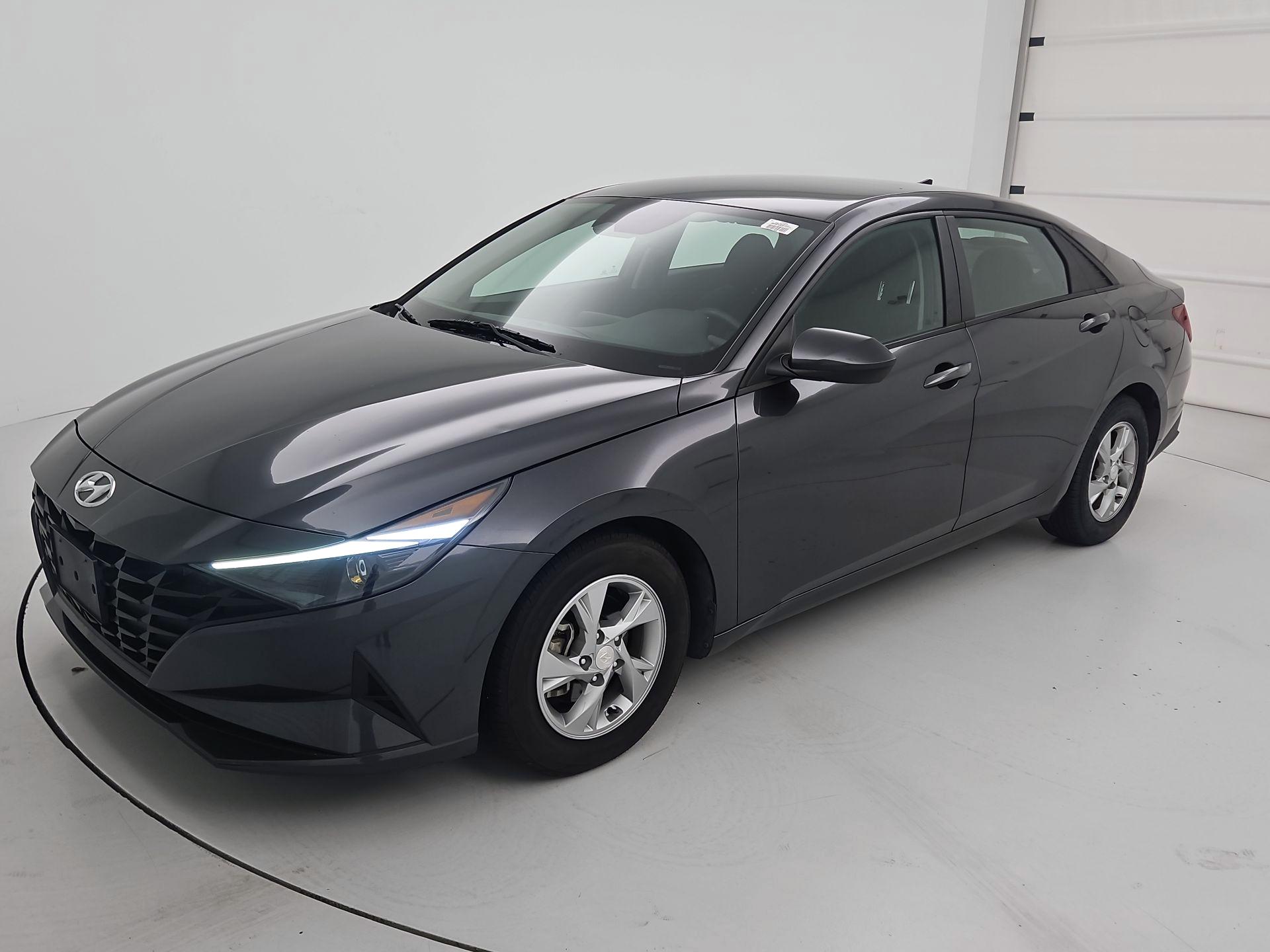 Thumbnail: 2021 Hyundai Elantra - 3