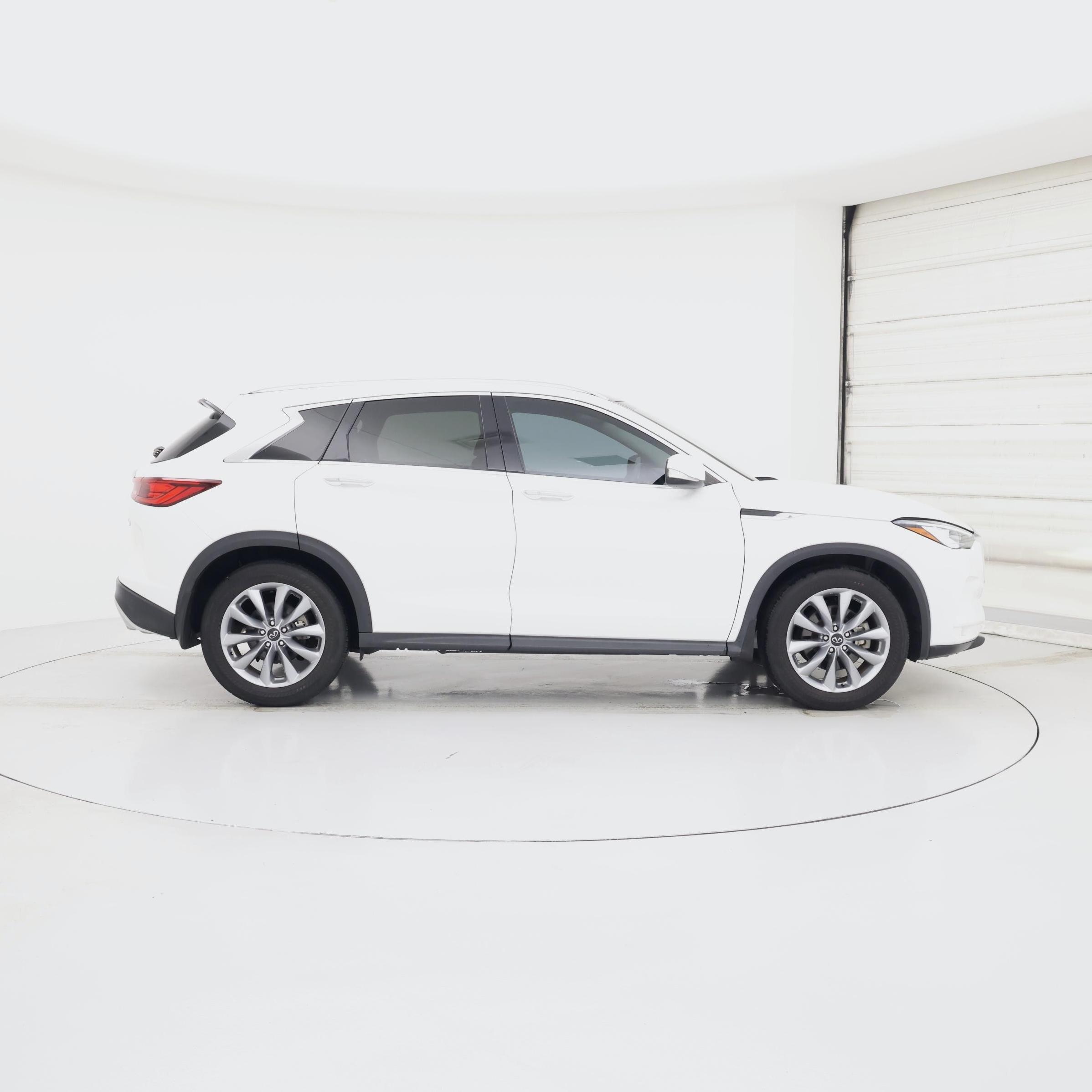 Thumbnail: 2022 INFINITI QX50 - 7