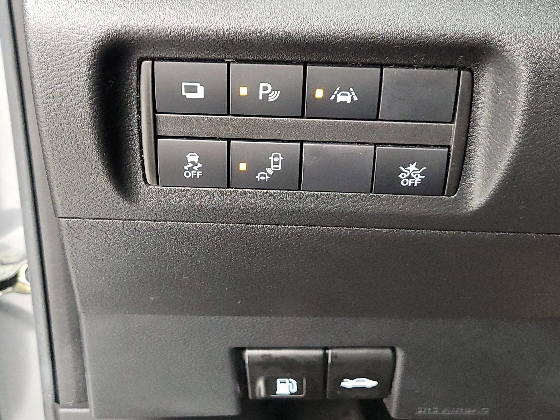 Thumbnail: 2023 Nissan Kicks - 13