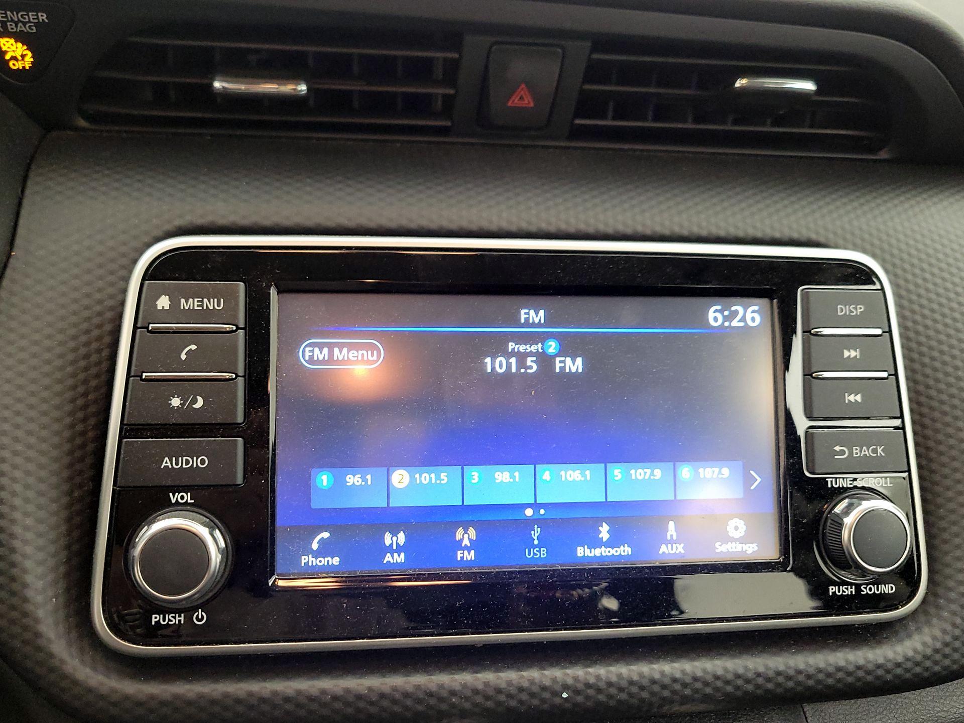 Thumbnail: 2023 Nissan Kicks - 15