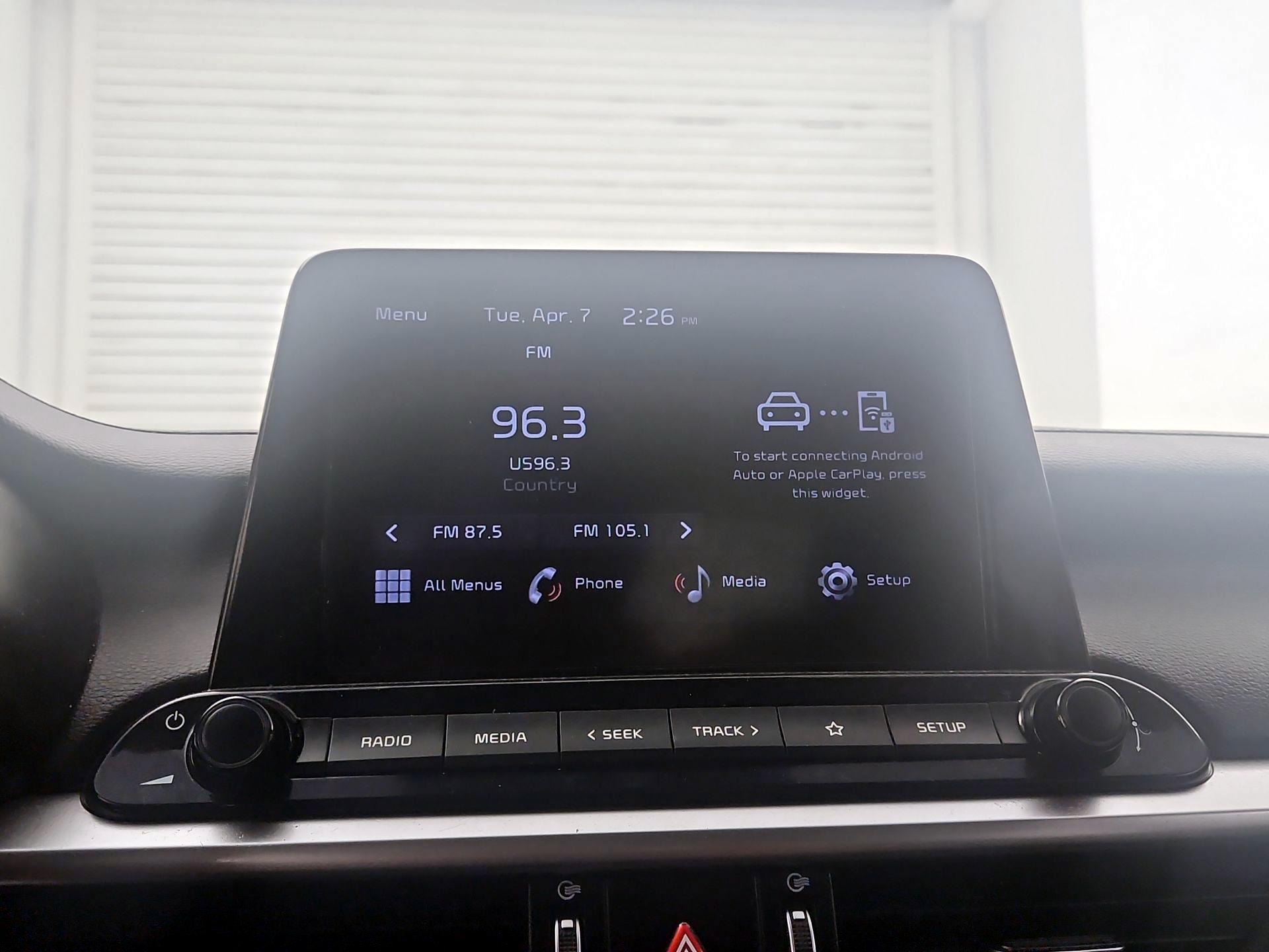 Thumbnail: 2023 Kia Forte - 15