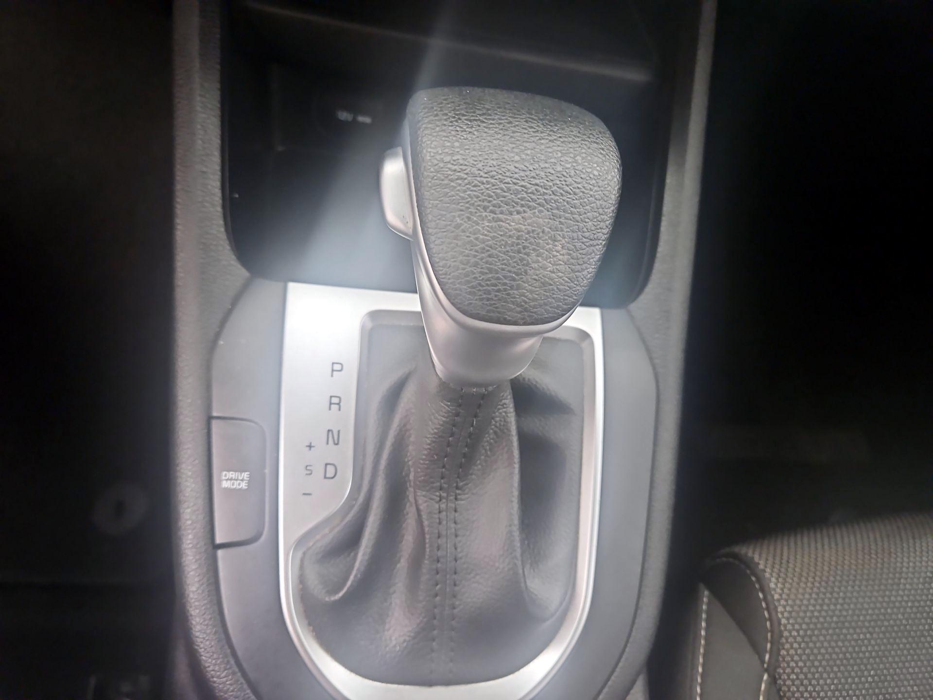 Thumbnail: 2023 Kia Forte - 17