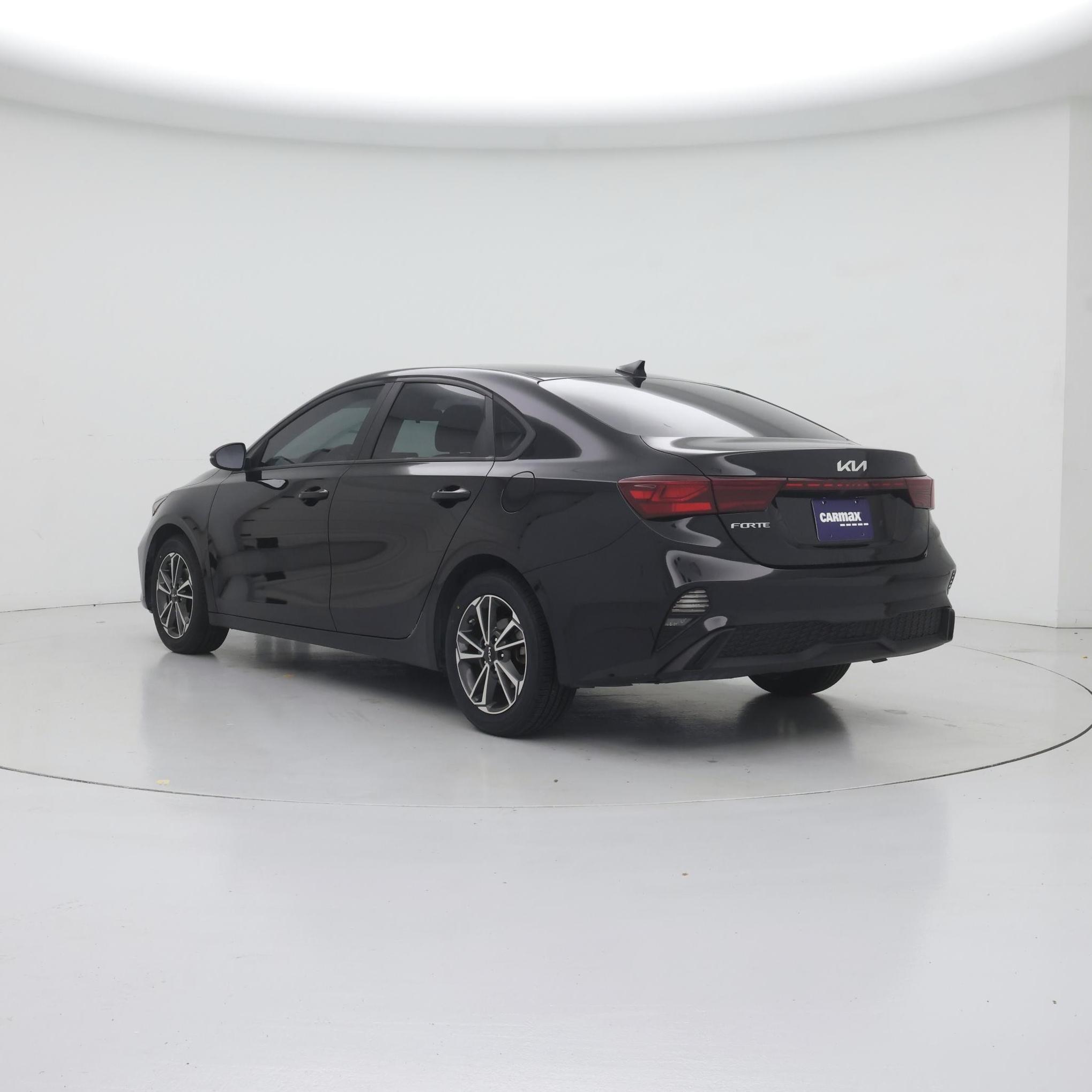 Thumbnail: 2023 Kia Forte - 2