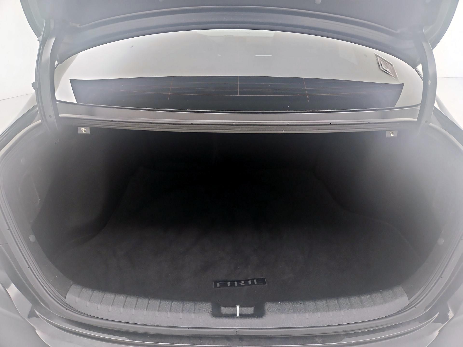 Thumbnail: 2023 Kia Forte - 20