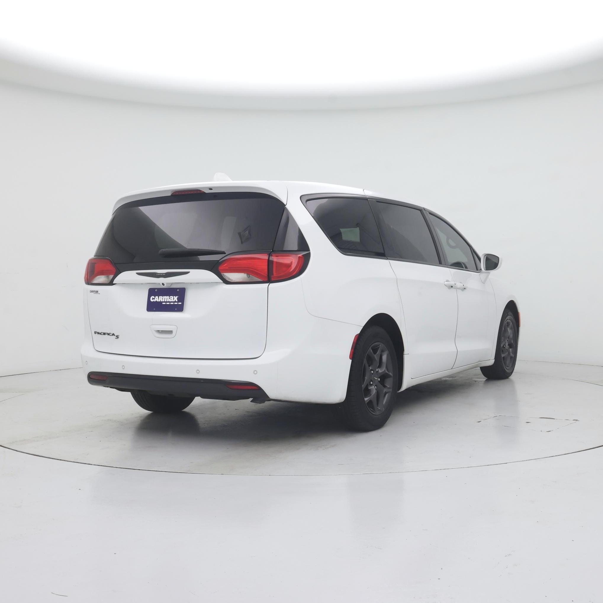 Thumbnail: 2020 Chrysler Pacifica - 8