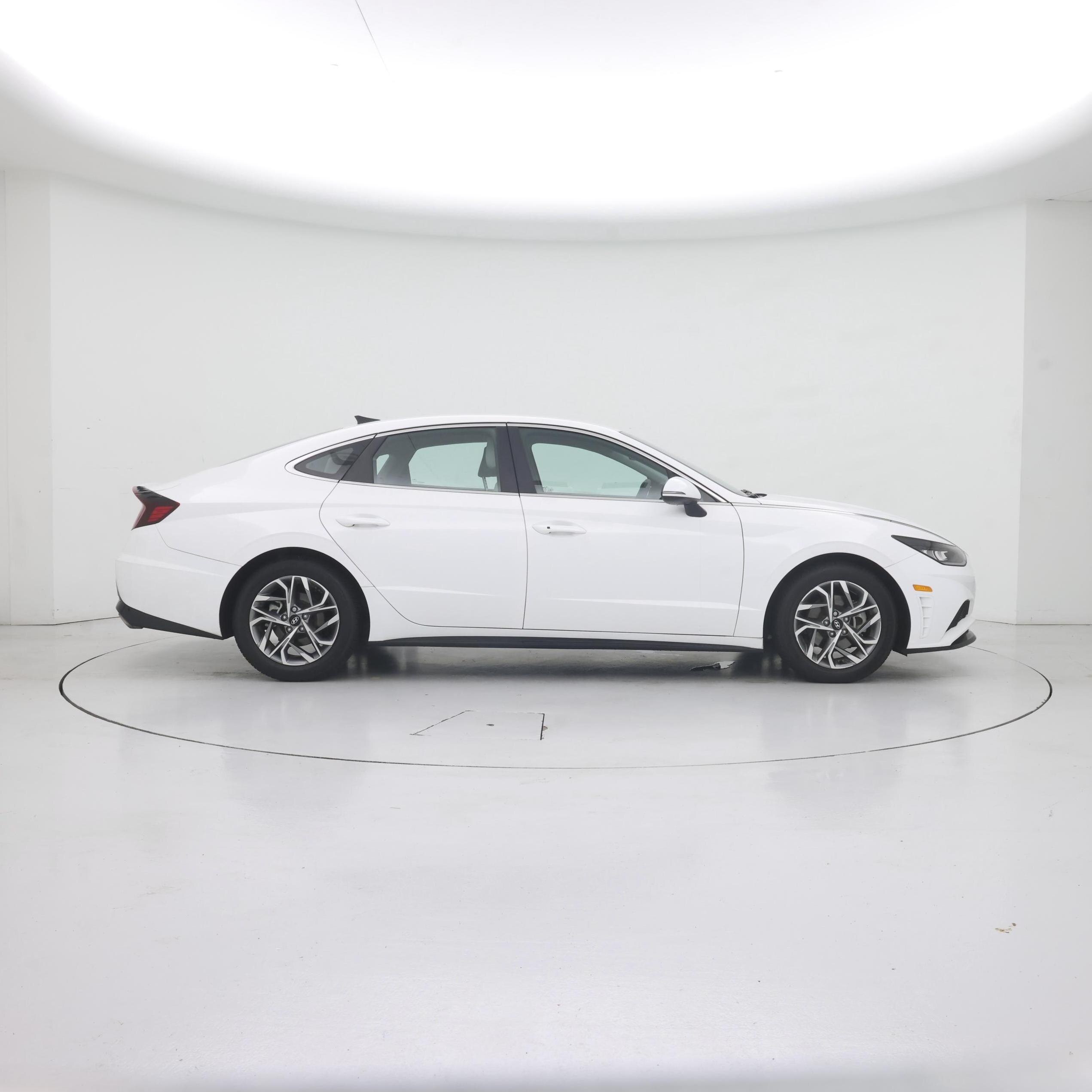 Thumbnail: 2023 Hyundai Sonata - 7