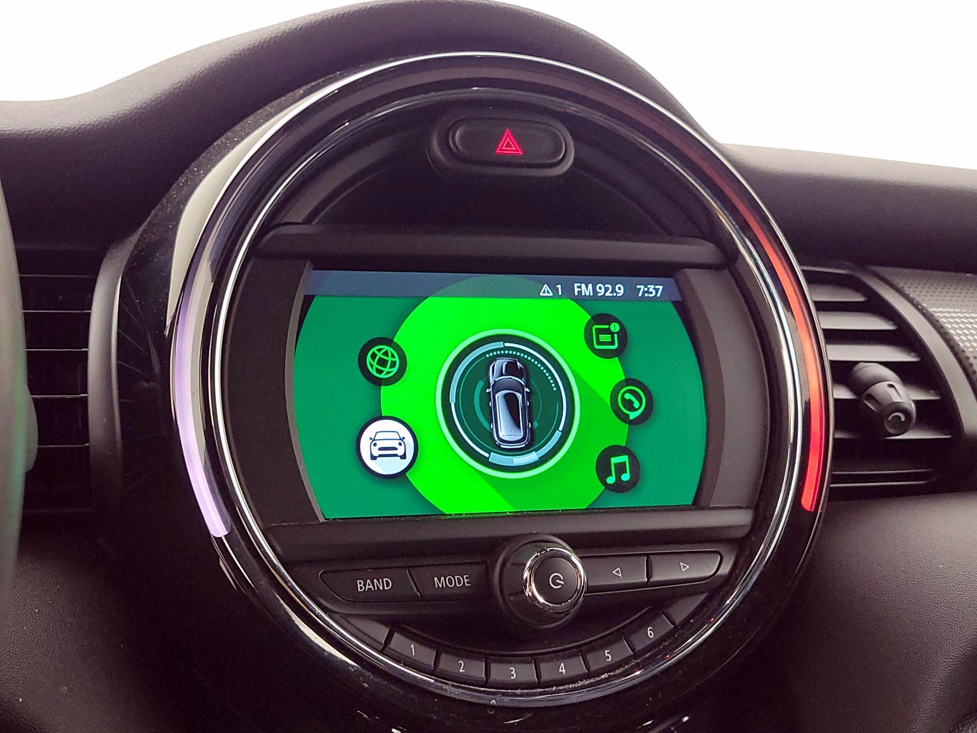 Thumbnail: 2020 MINI Cooper Hardtop - 15
