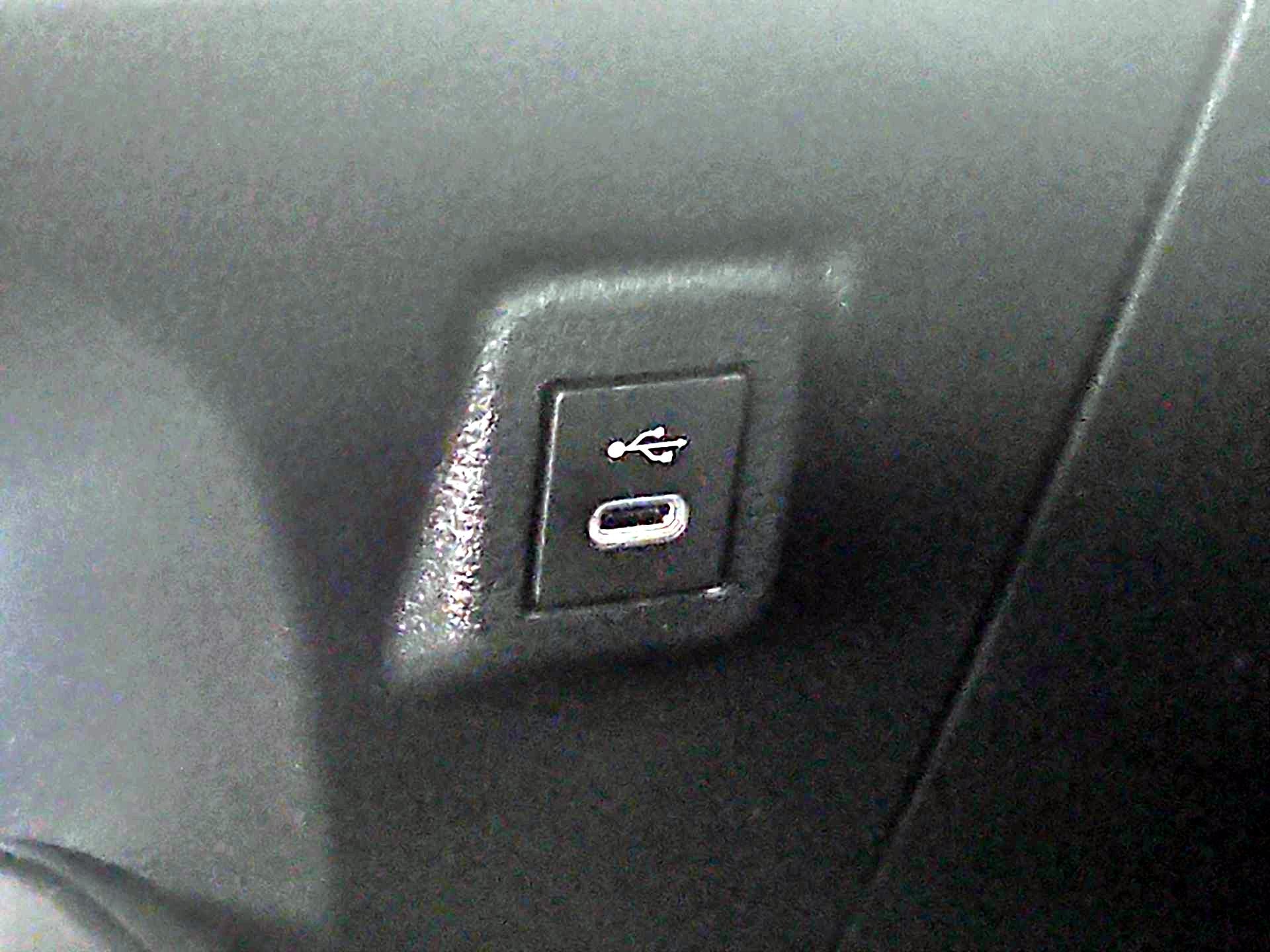 Thumbnail: 2024 Toyota Corolla - 18