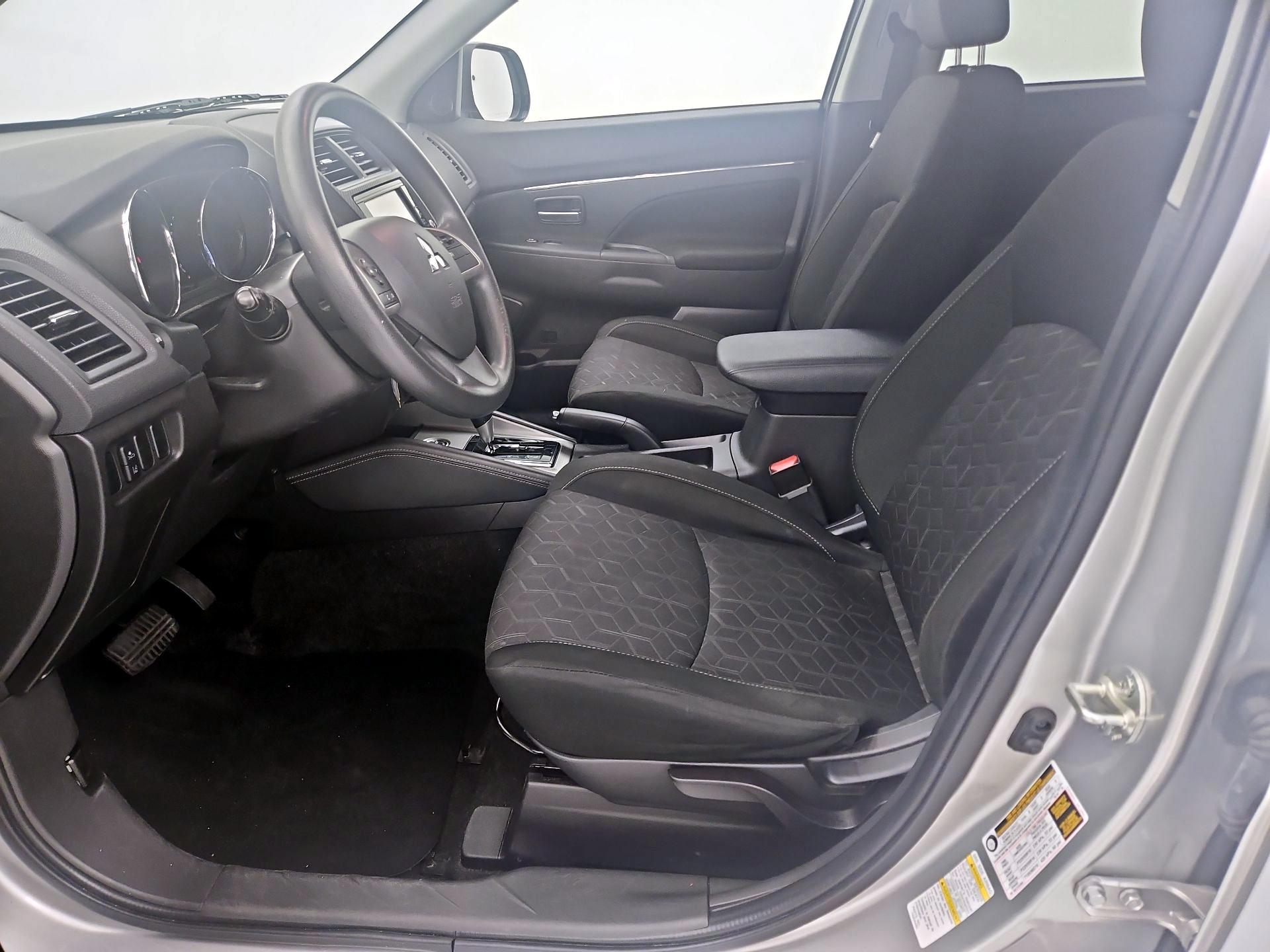 Thumbnail: 2023 Mitsubishi Outlander Sport - 11