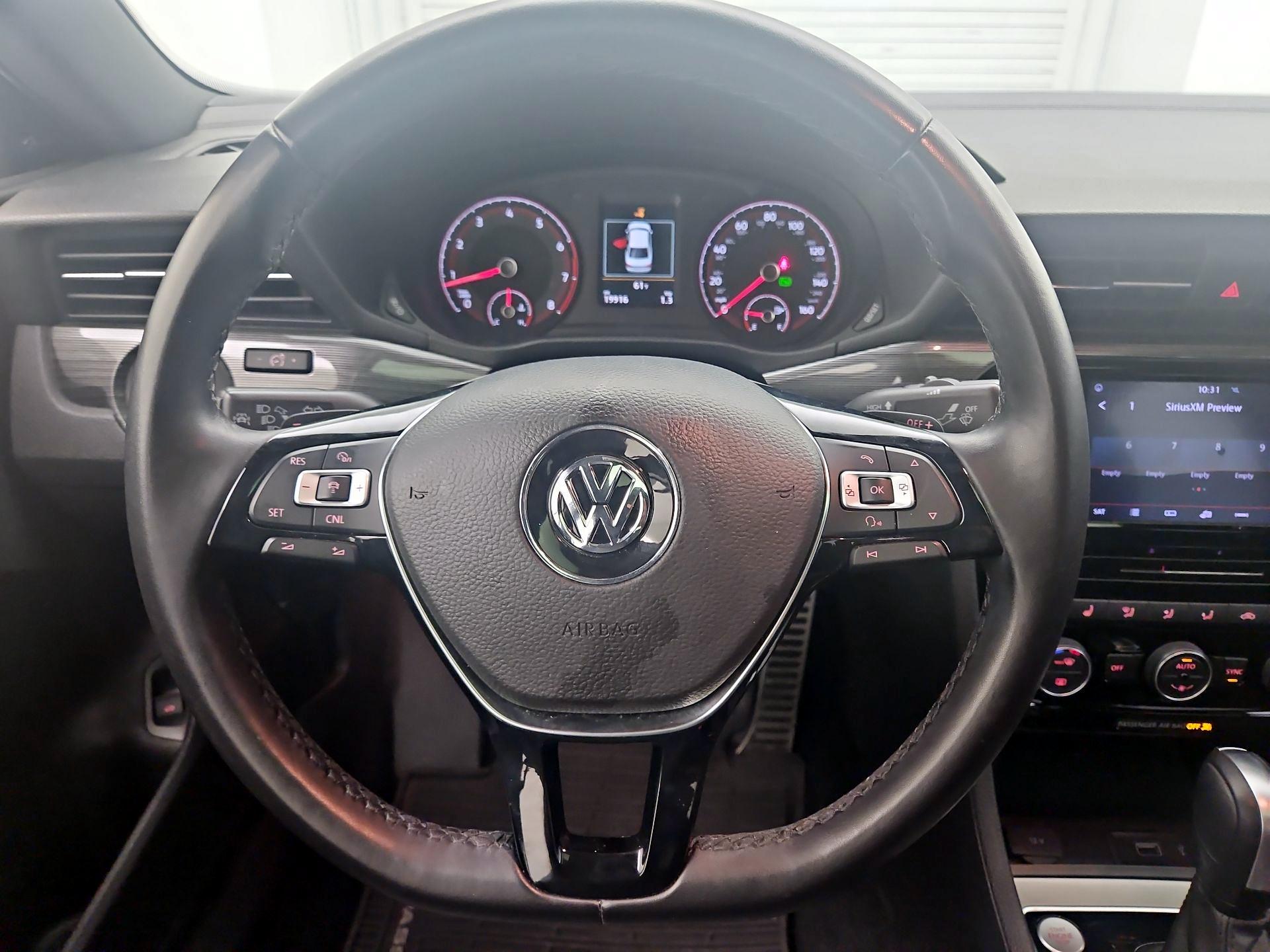 Thumbnail: 2021 Volkswagen Passat - 10