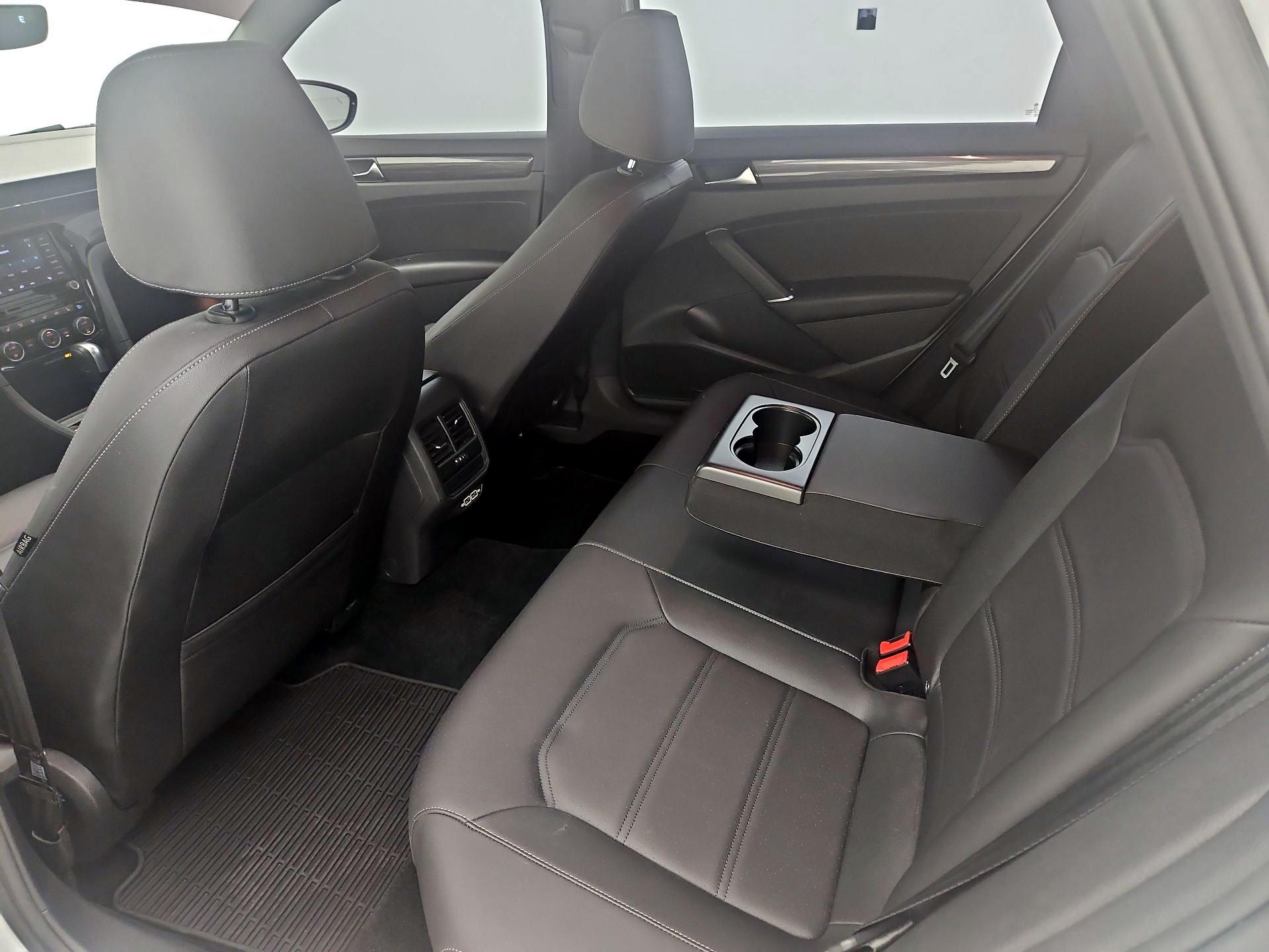 Thumbnail: 2021 Volkswagen Passat - 20