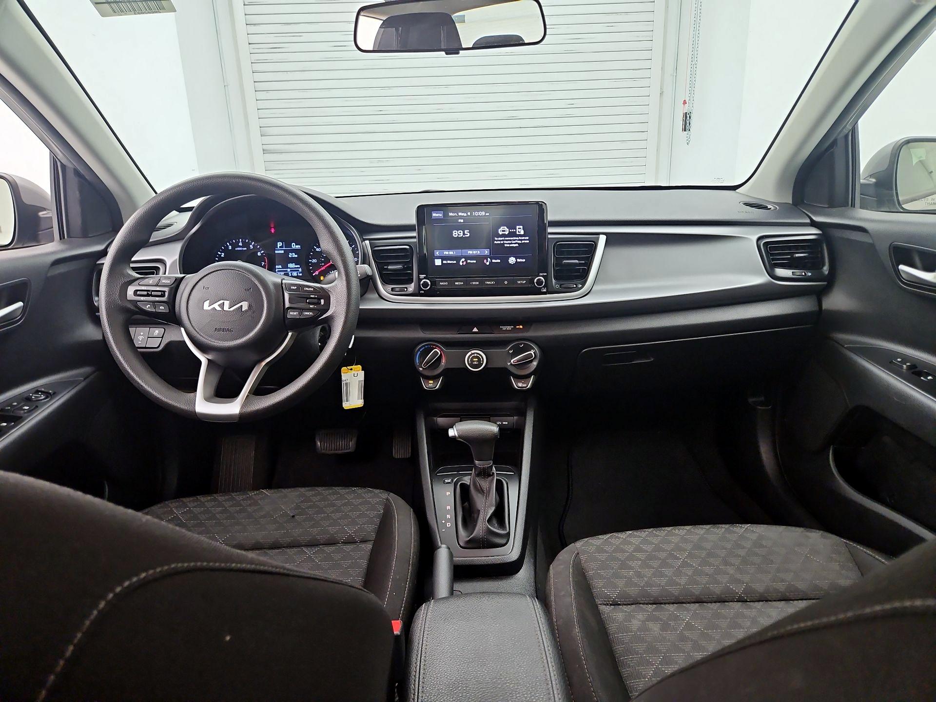 Thumbnail: 2023 Kia Rio - 9