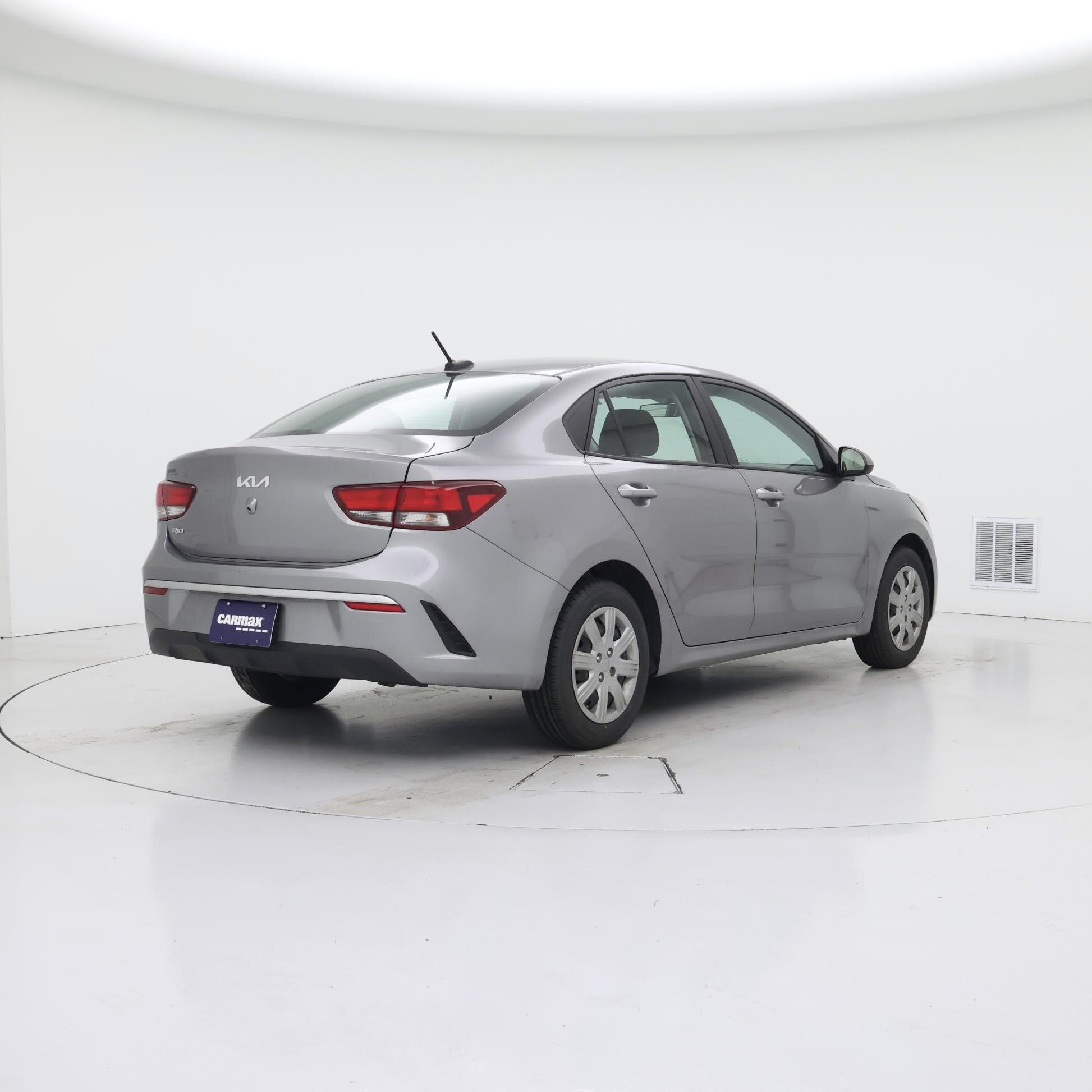 Thumbnail: 2023 Kia Rio - 8