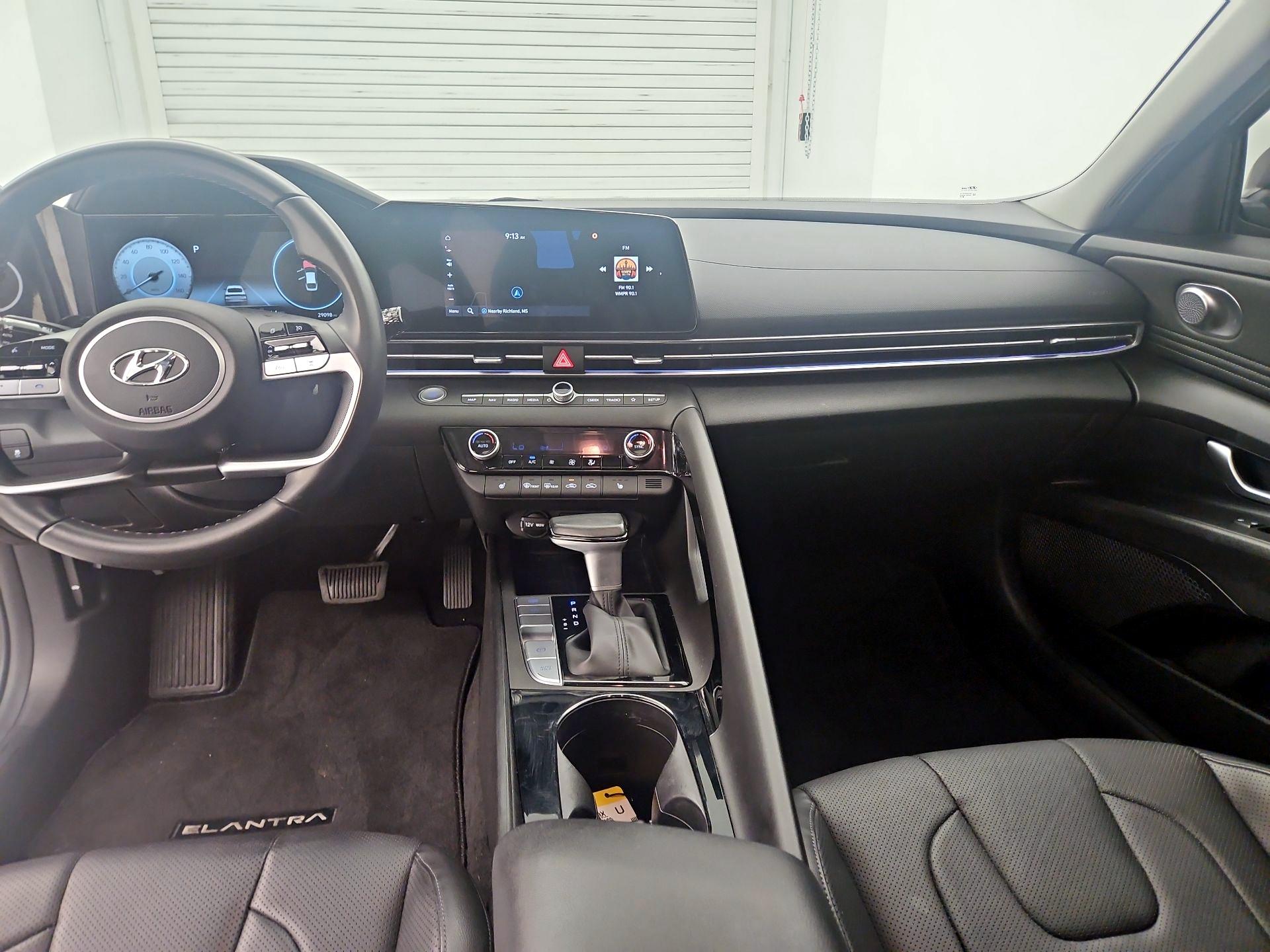 Thumbnail: 2023 Hyundai Elantra - 9