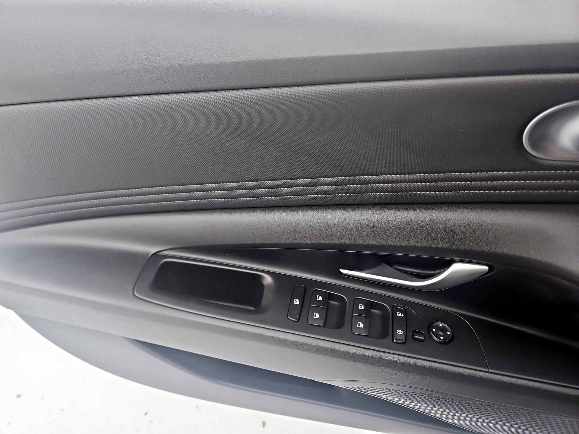 Thumbnail: 2023 Hyundai Elantra - 12