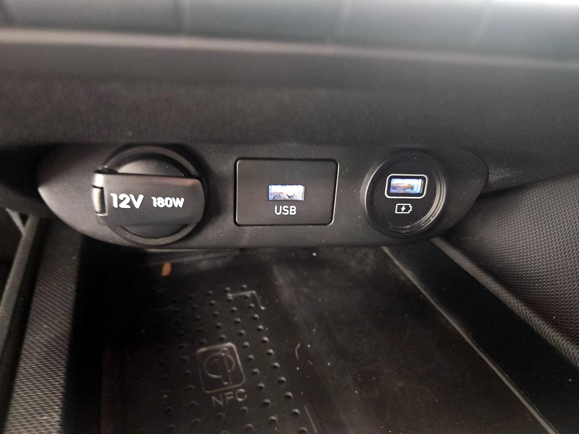 Thumbnail: 2023 Hyundai Elantra - 19