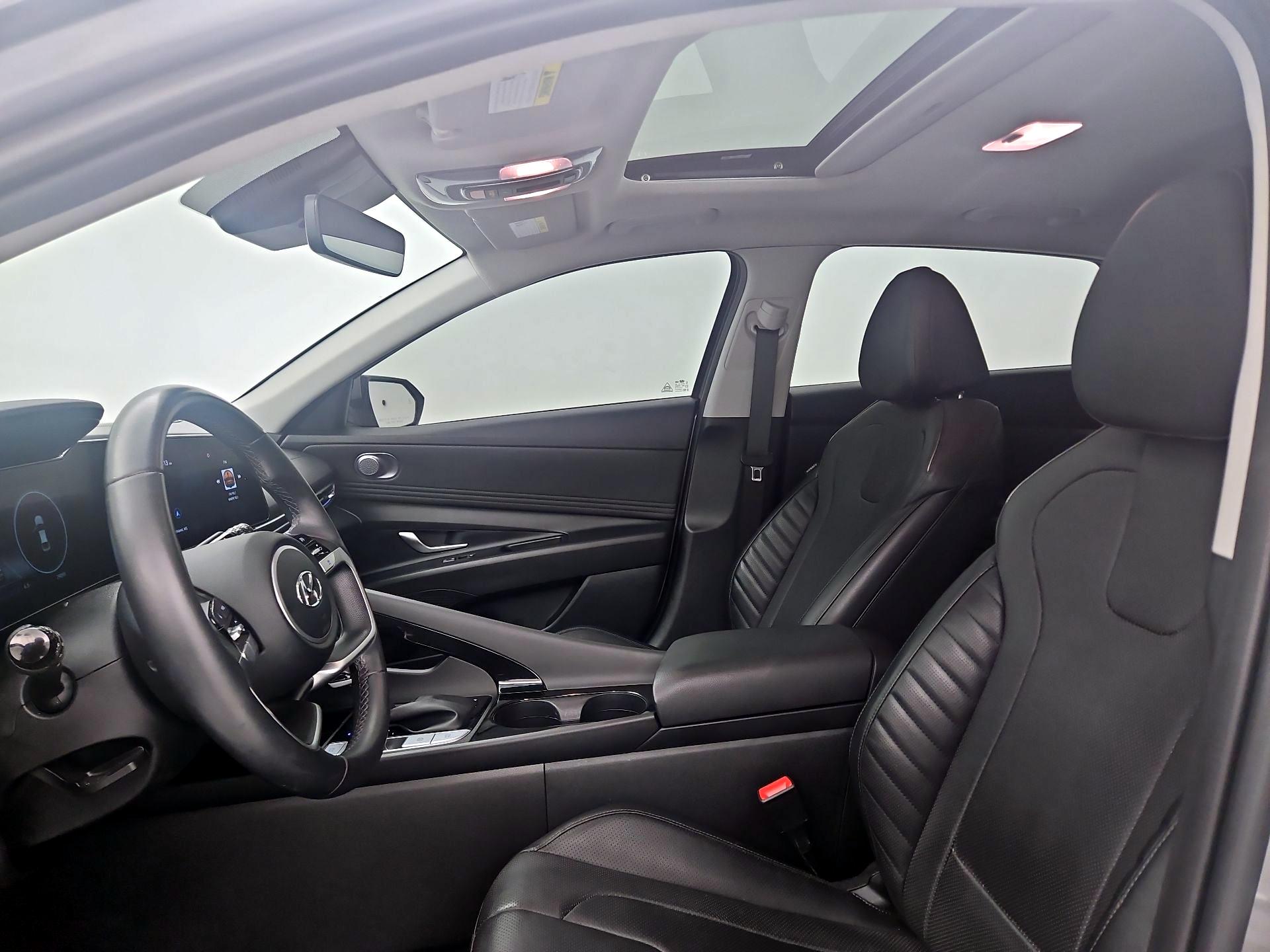 Thumbnail: 2023 Hyundai Elantra - 20