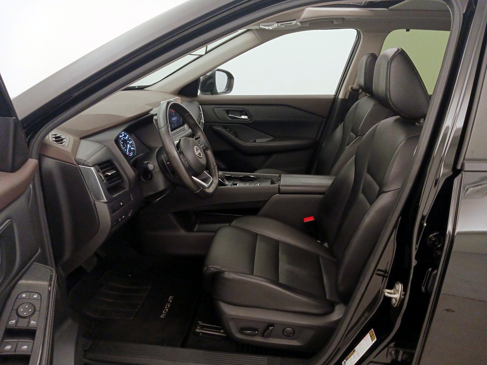 Thumbnail: 2023 Nissan Rogue - 11