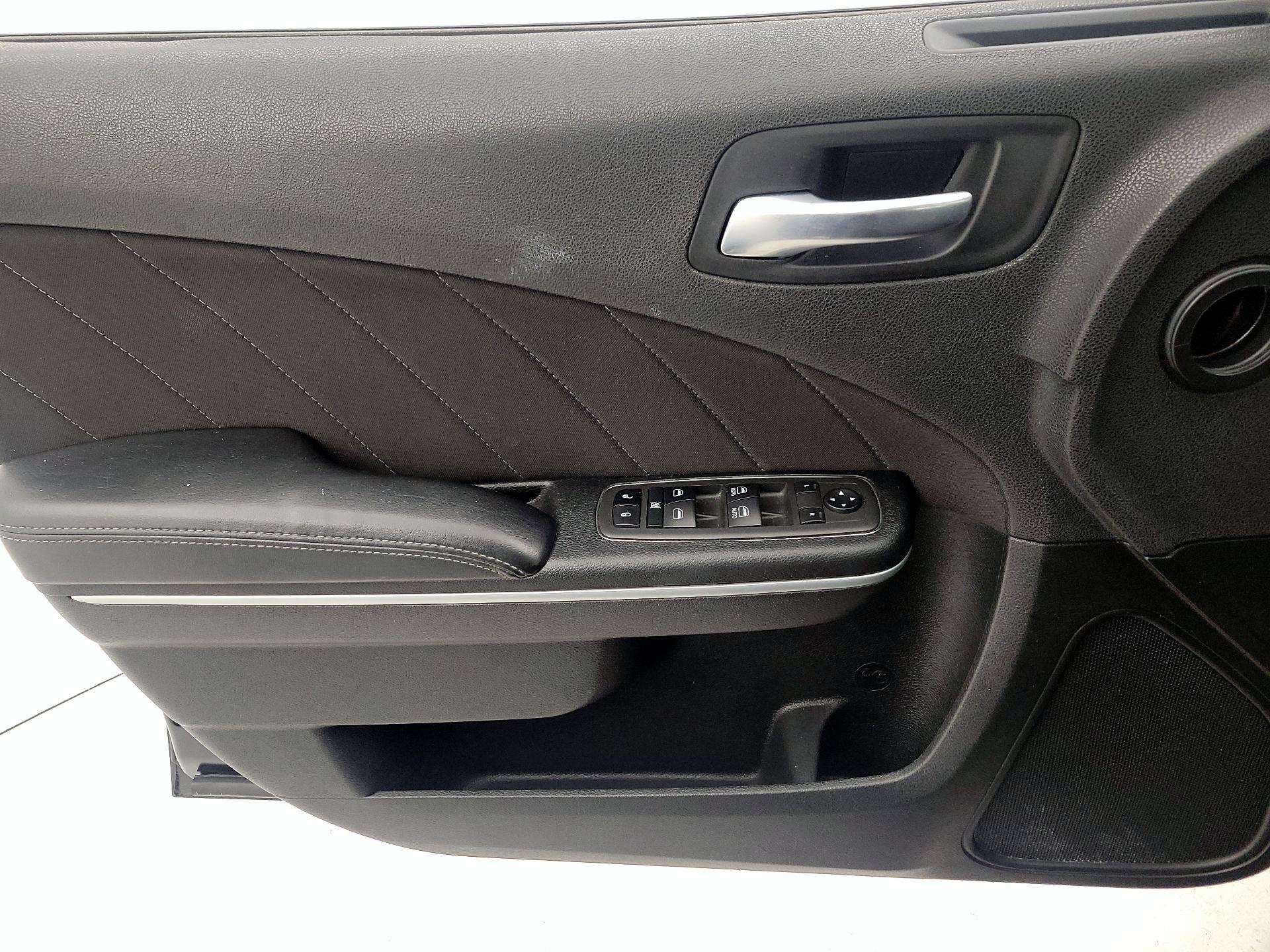 Thumbnail: 2022 Dodge Charger - 12