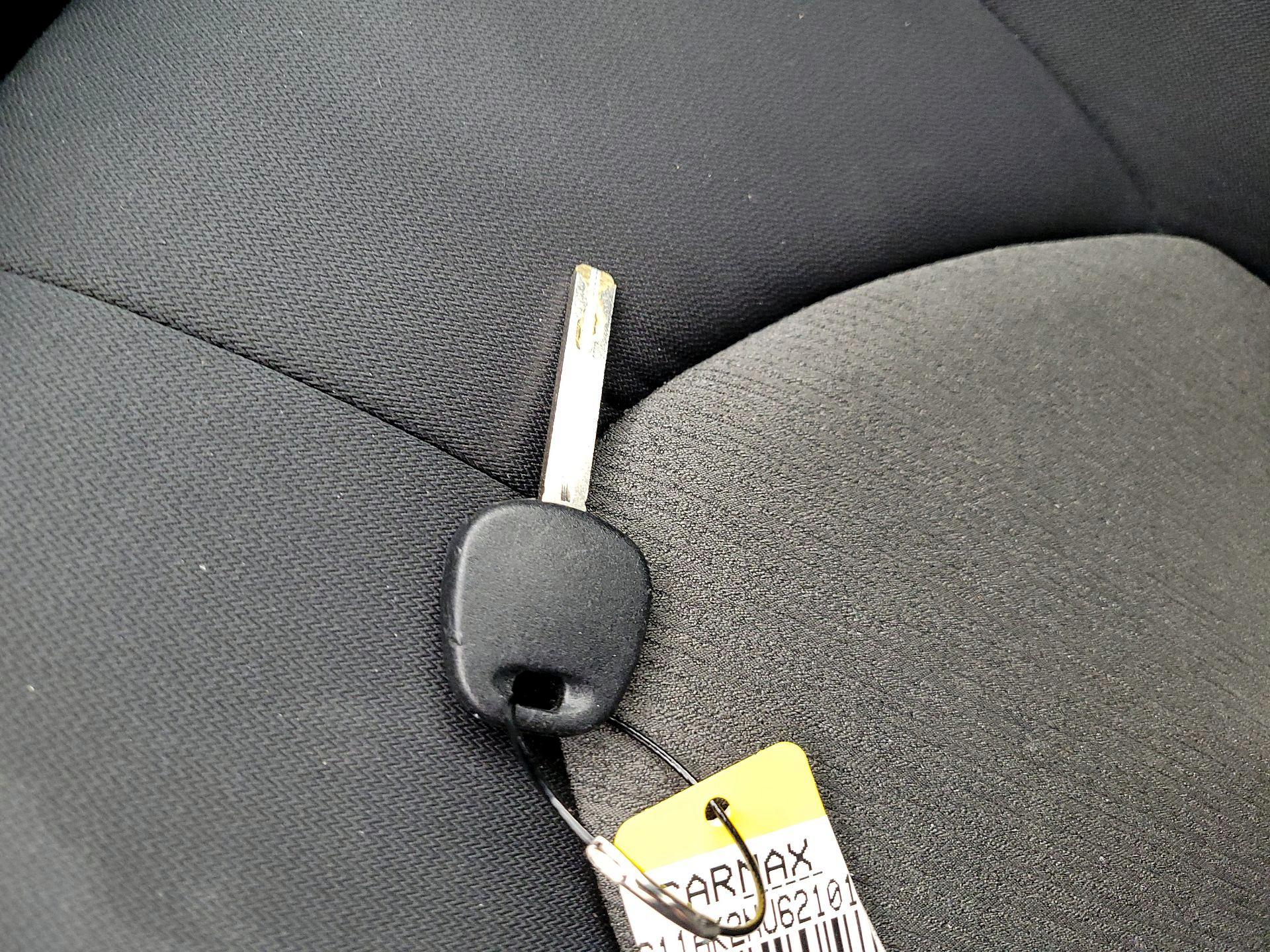 Thumbnail: 2022 Toyota Camry - 18