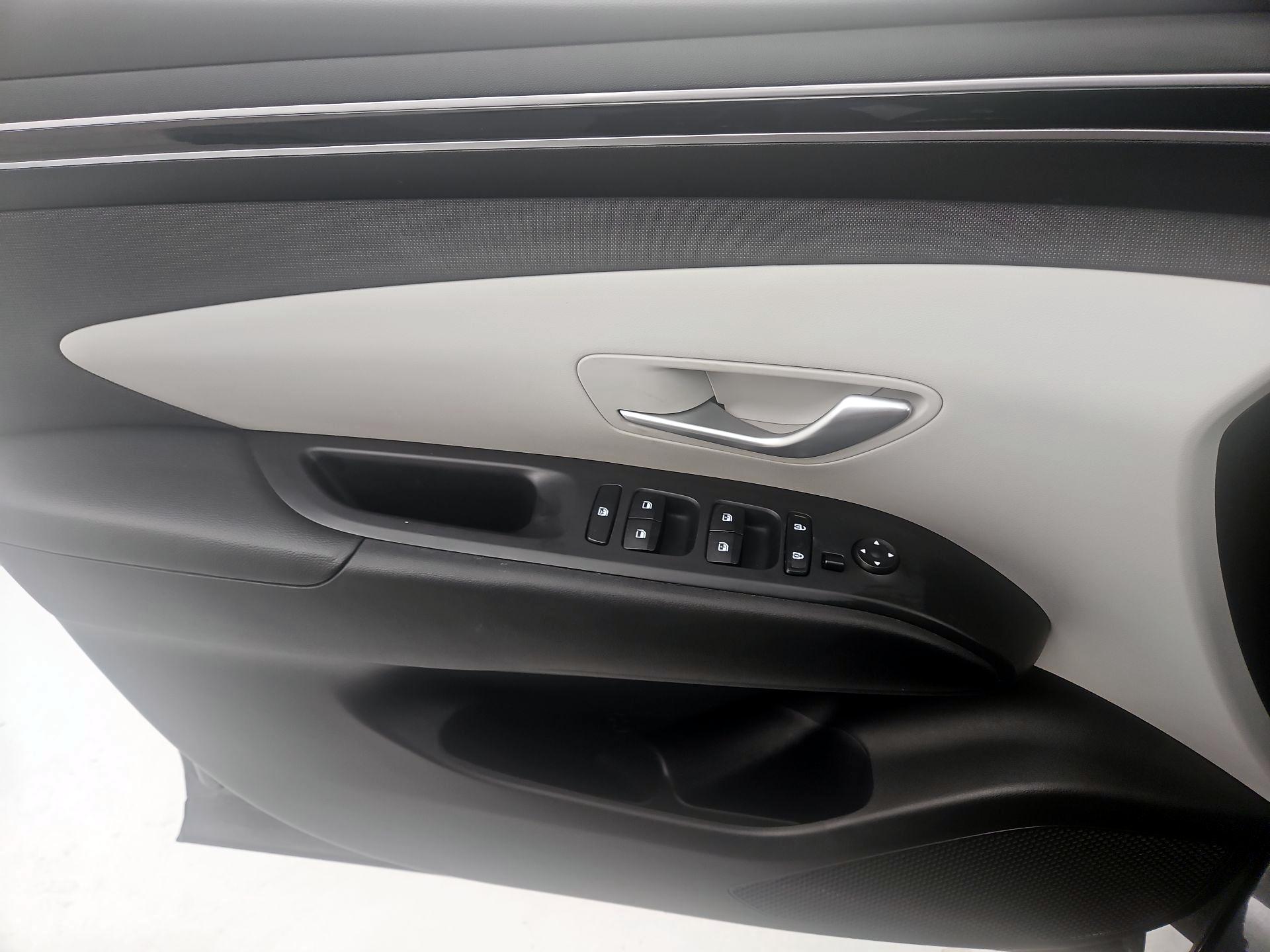 Thumbnail: 2023 Hyundai Tucson - 12