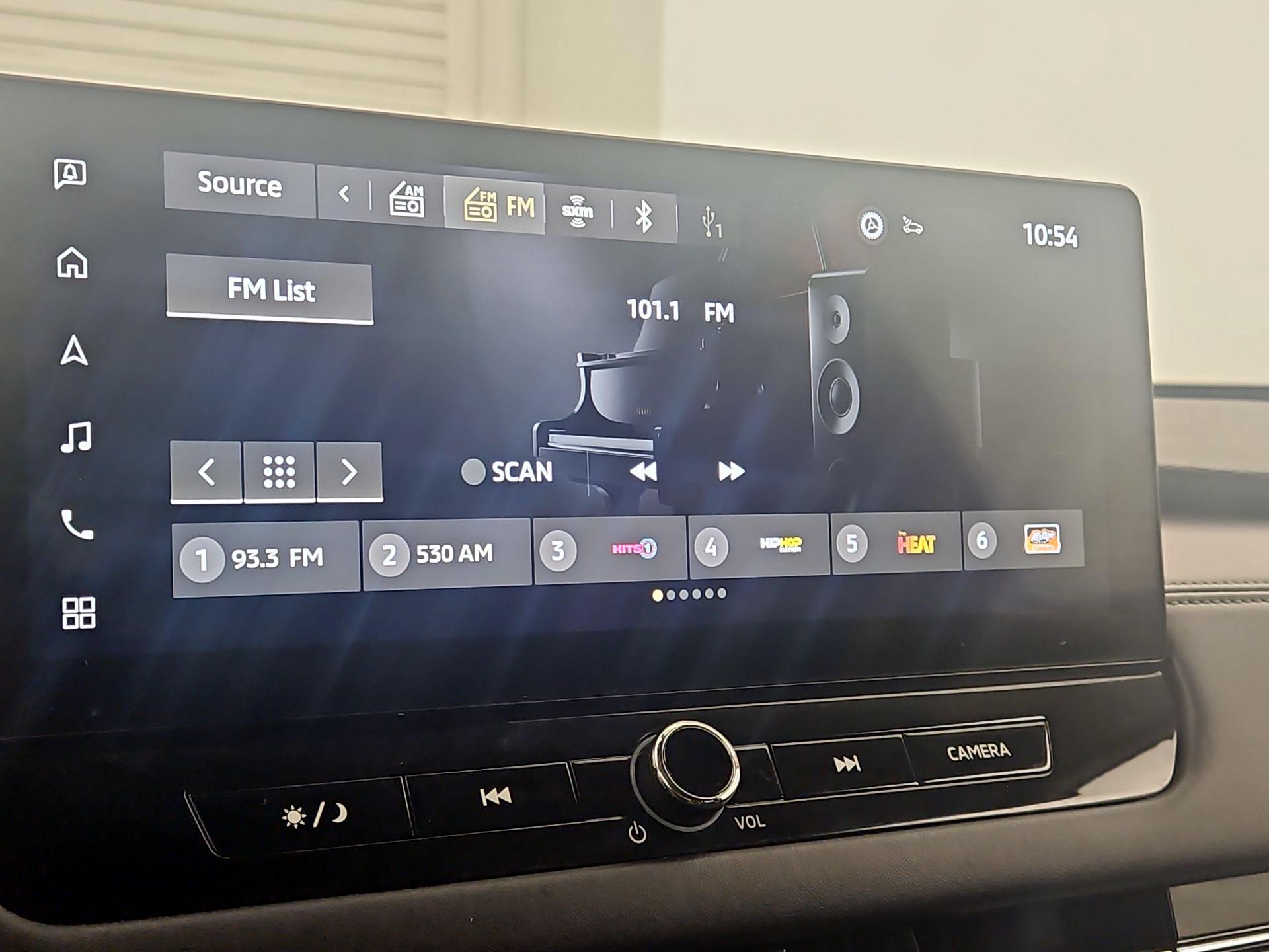 Thumbnail: 2025 Mitsubishi Outlander - 16