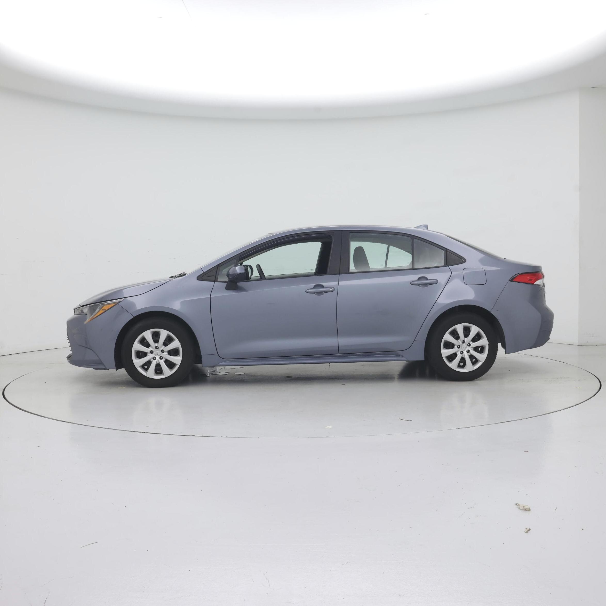 Thumbnail: 2024 Toyota Corolla - 3