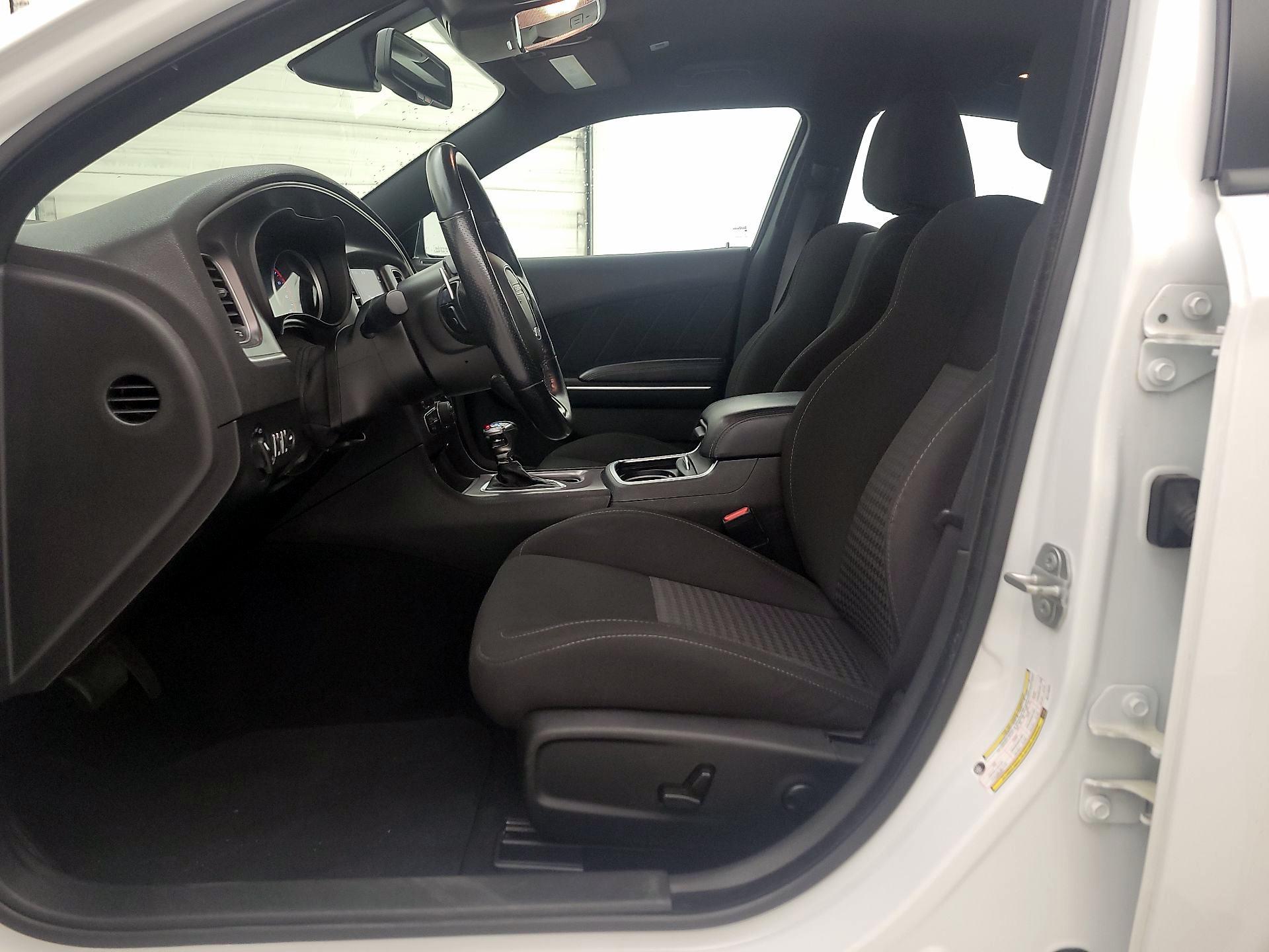 Thumbnail: 2022 Dodge Charger - 11