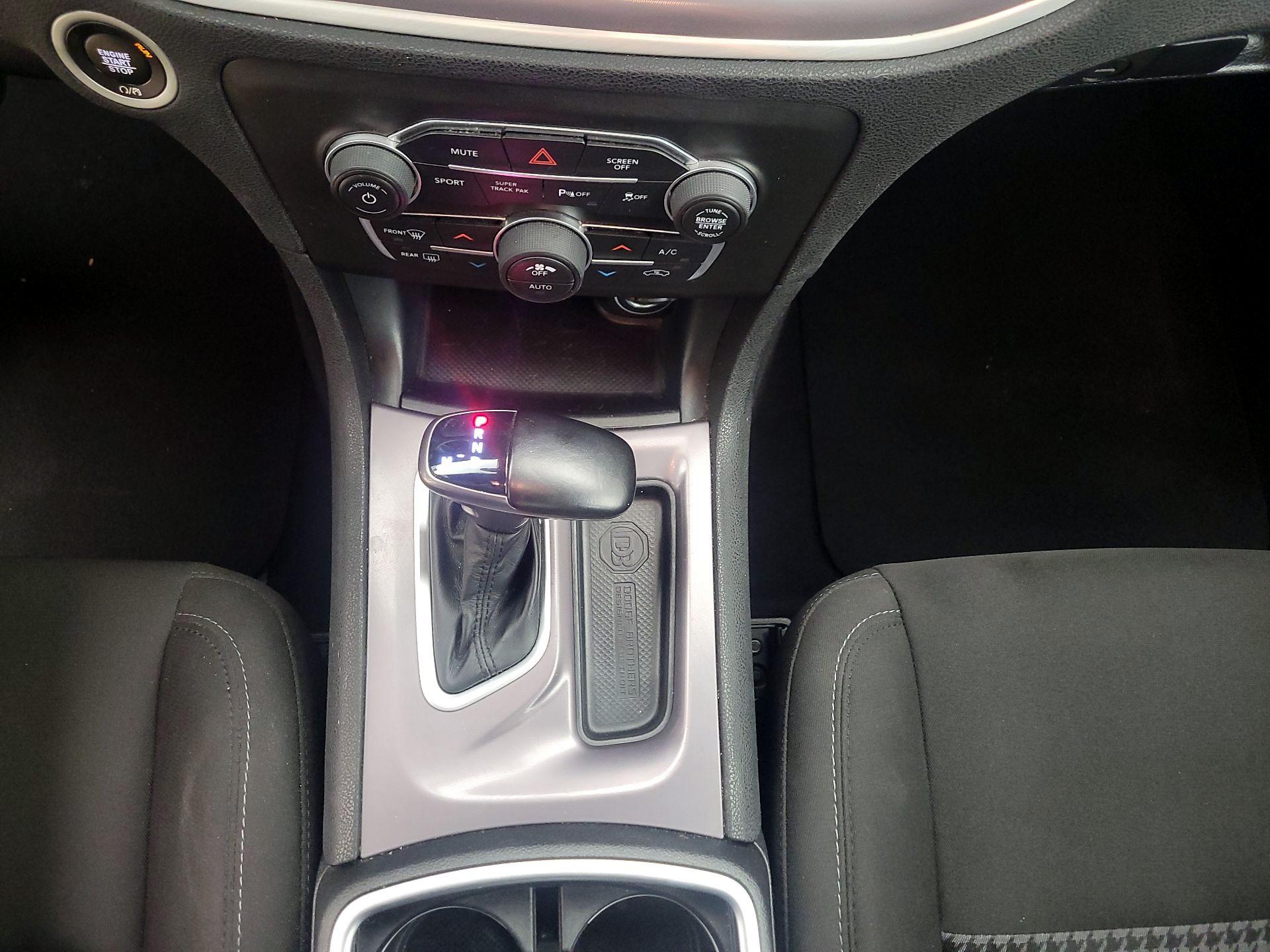 Thumbnail: 2022 Dodge Charger - 17