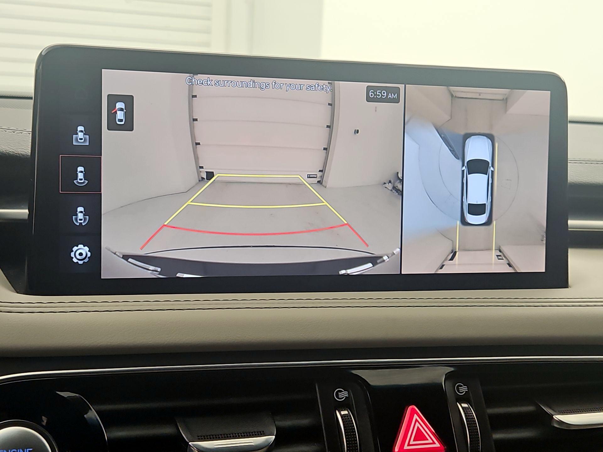 Thumbnail: 2023 Genesis G70 - 15