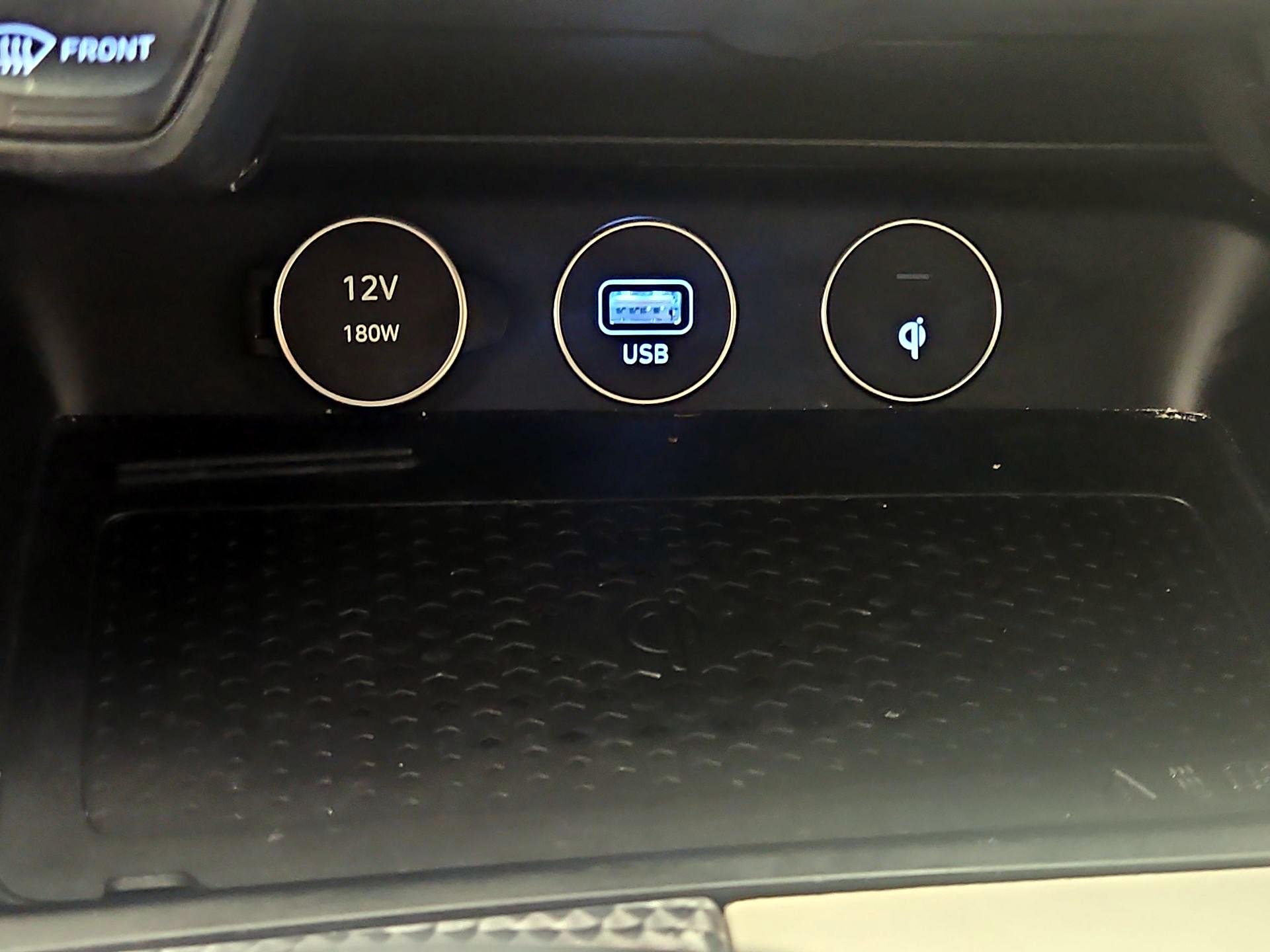 Thumbnail: 2023 Genesis G70 - 19