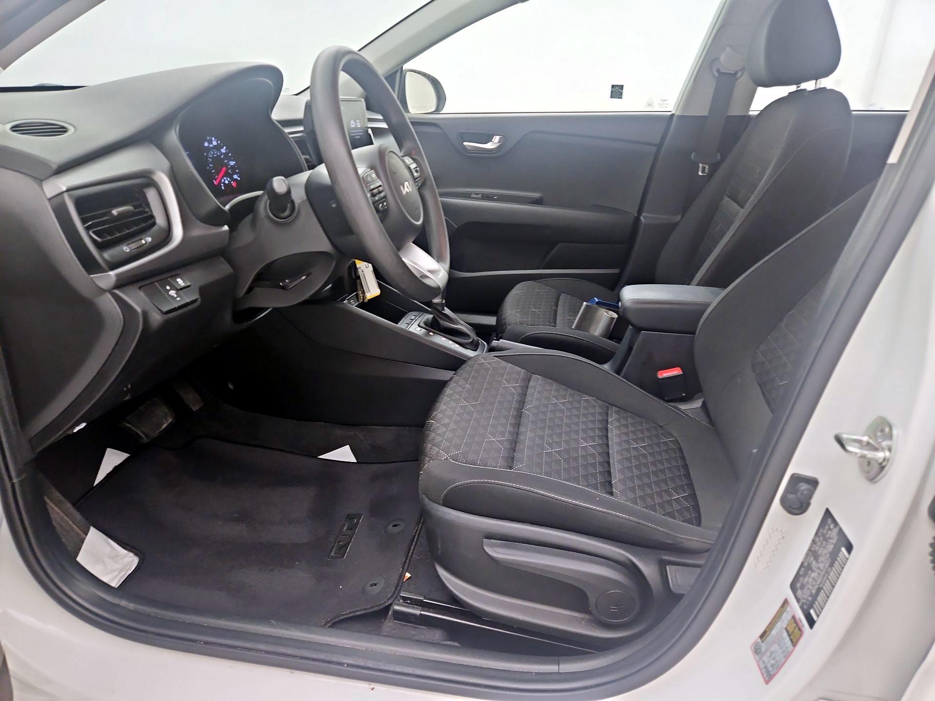 Thumbnail: 2023 Kia Rio - 11