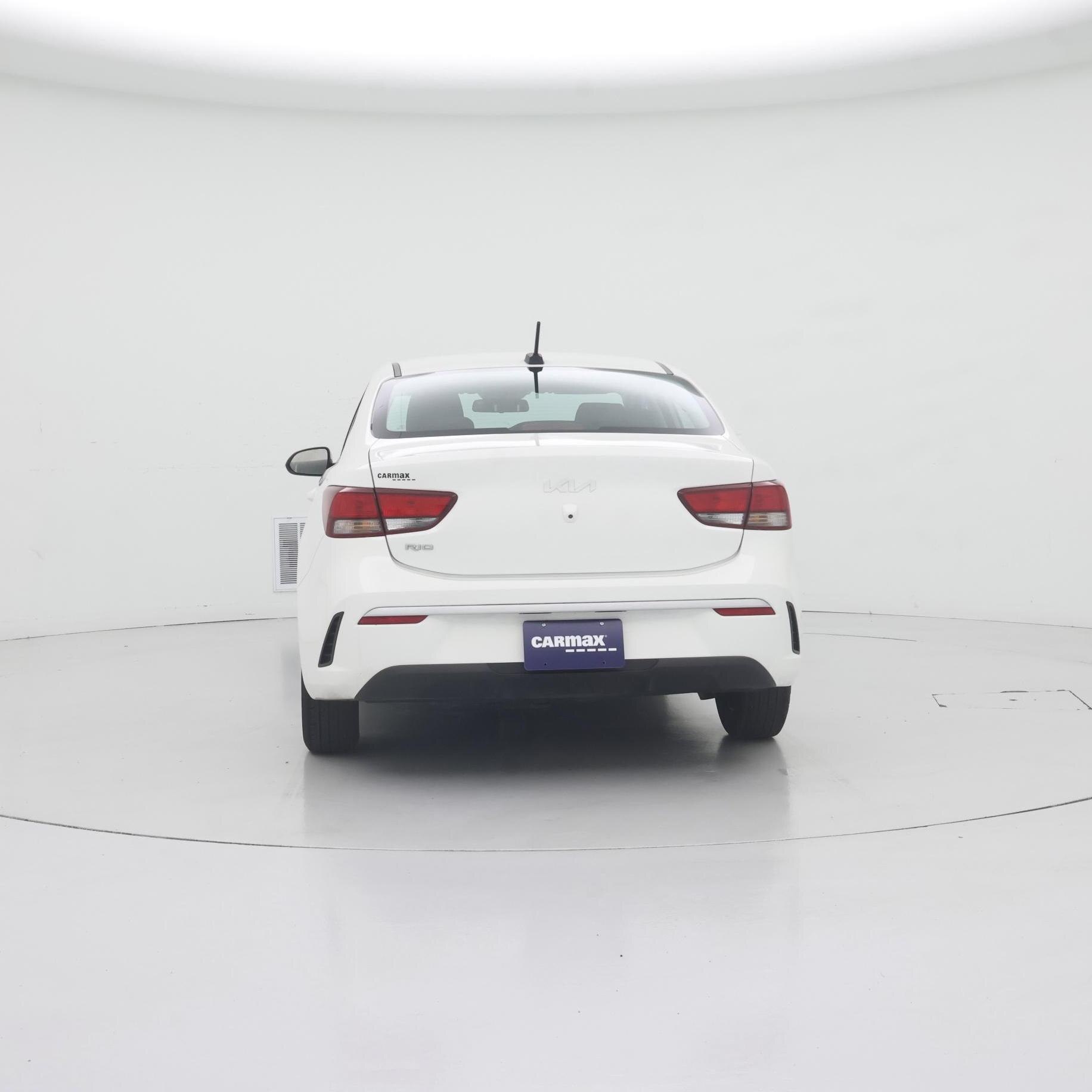 Thumbnail: 2023 Kia Rio - 6