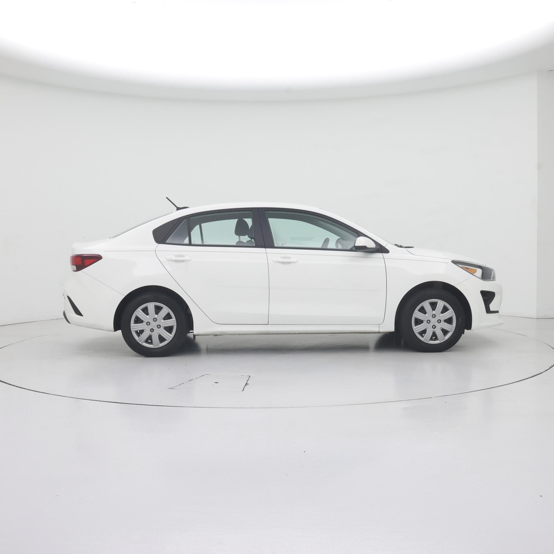Thumbnail: 2023 Kia Rio - 7