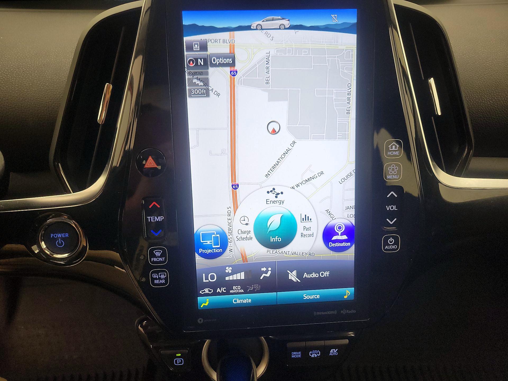 Thumbnail: 2021 Toyota Prius Prime - 15