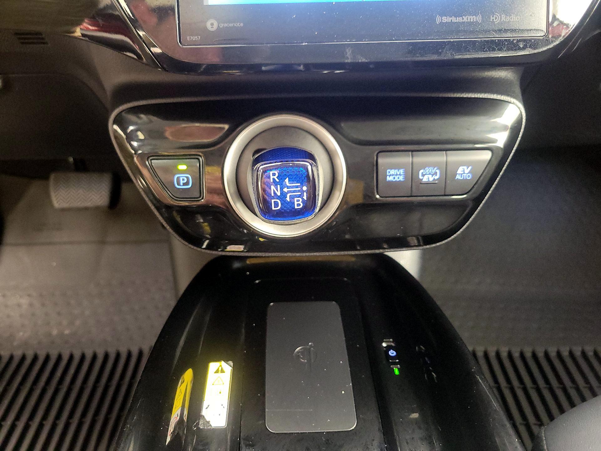 Thumbnail: 2021 Toyota Prius Prime - 17