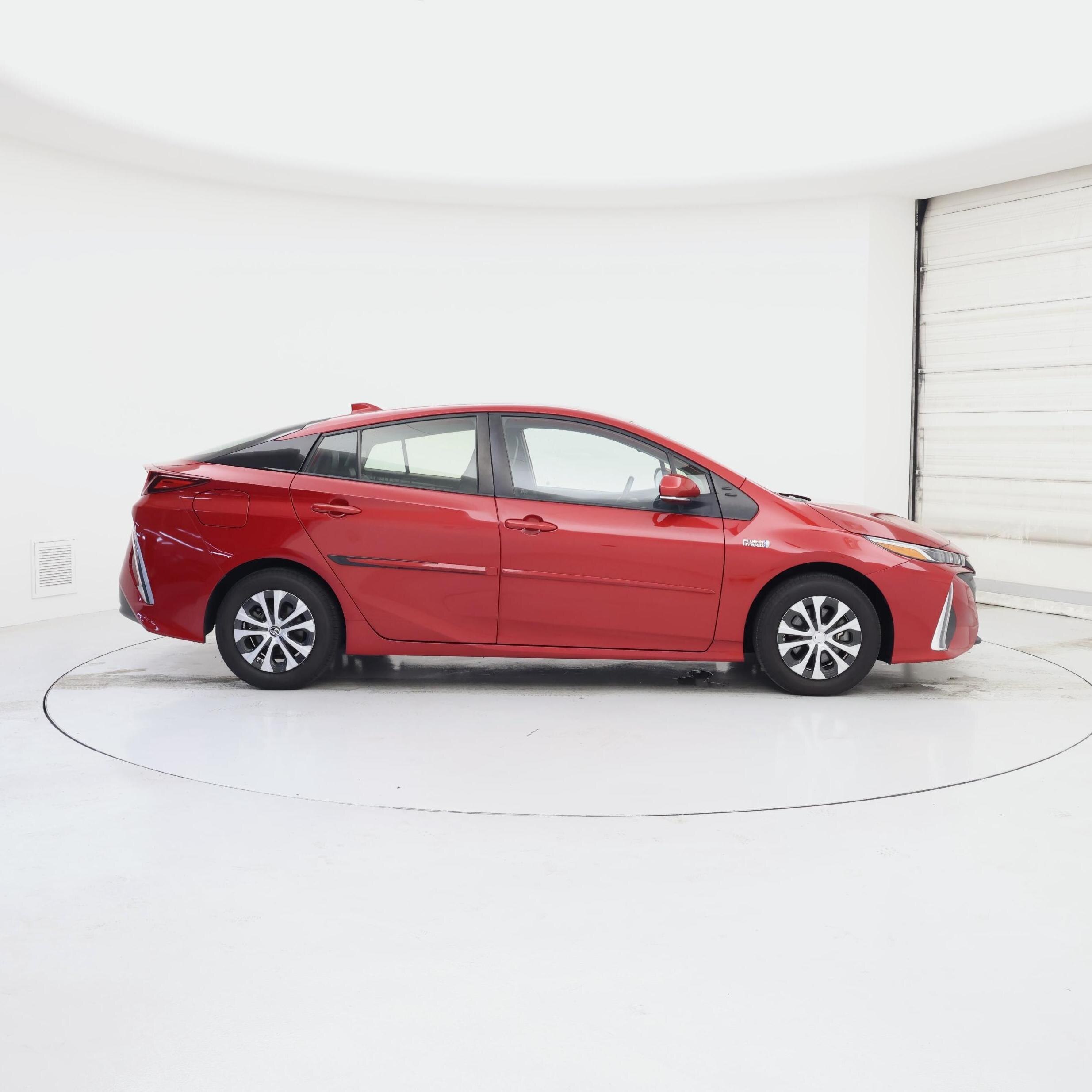 Thumbnail: 2021 Toyota Prius Prime - 7