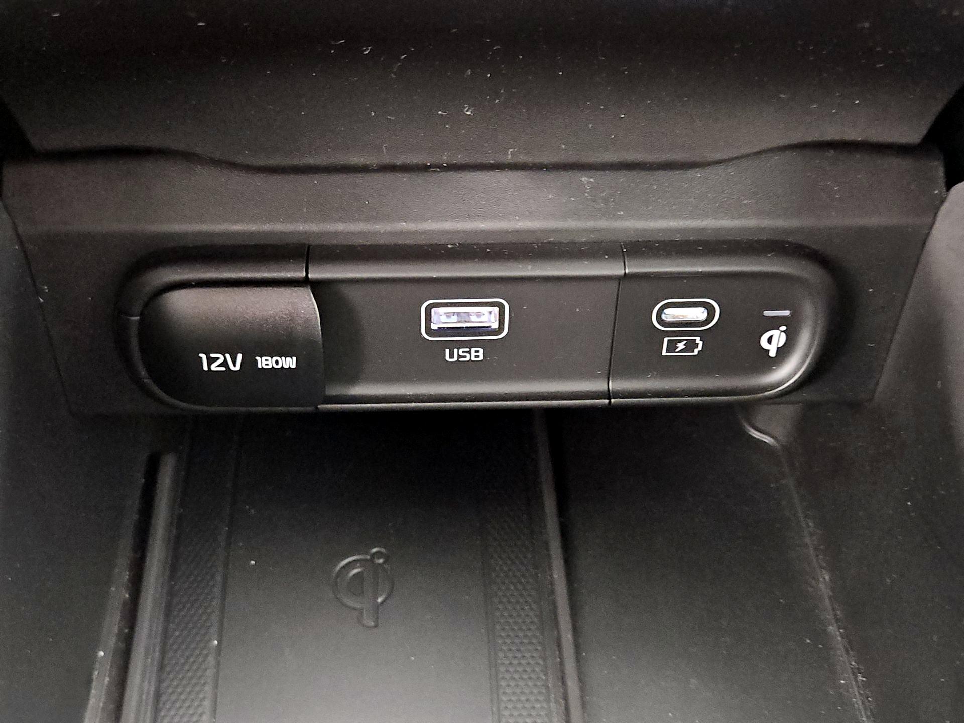 Thumbnail: 2024 Kia Telluride - 19