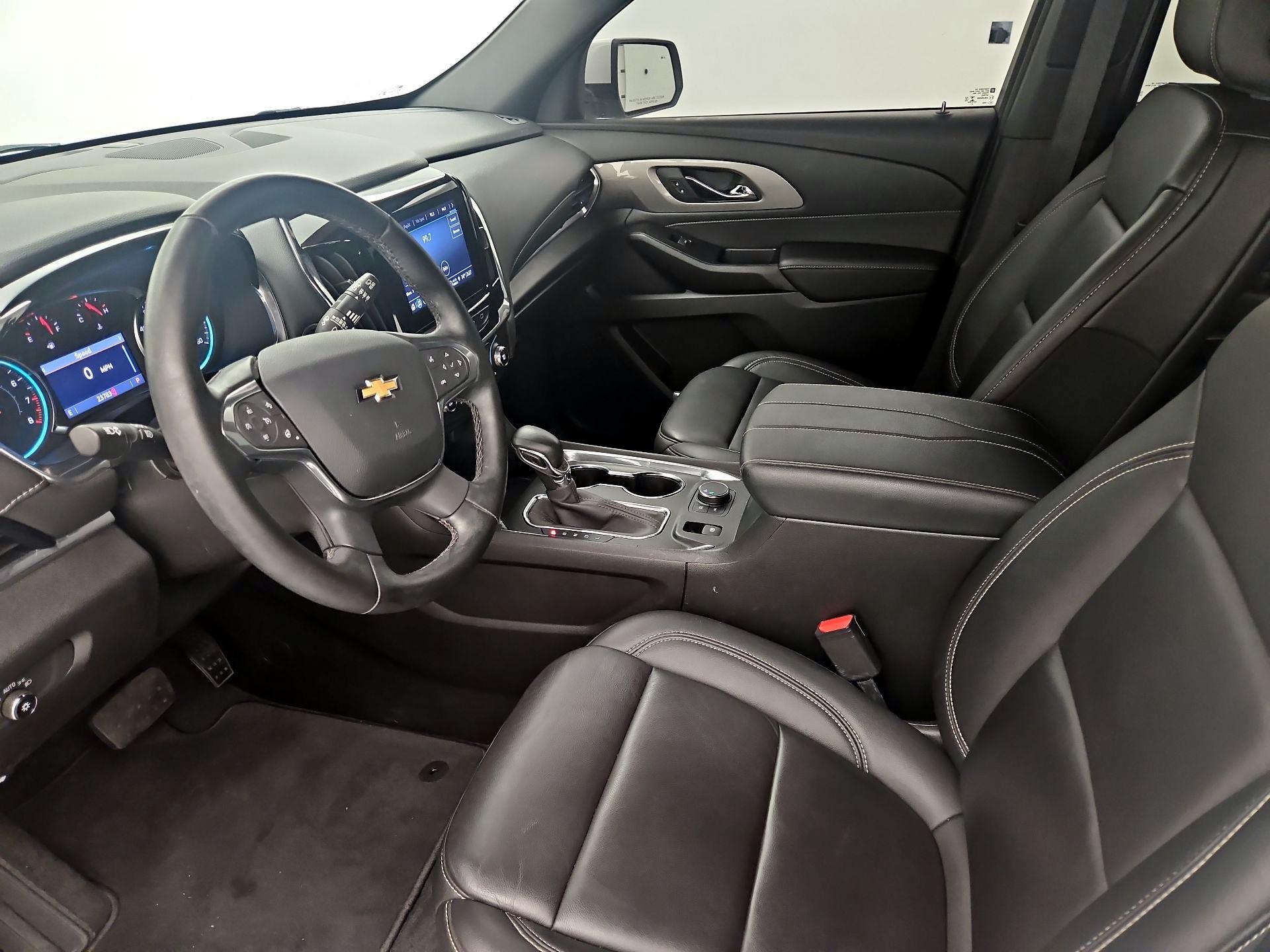 Thumbnail: 2023 Chevrolet Traverse - 11