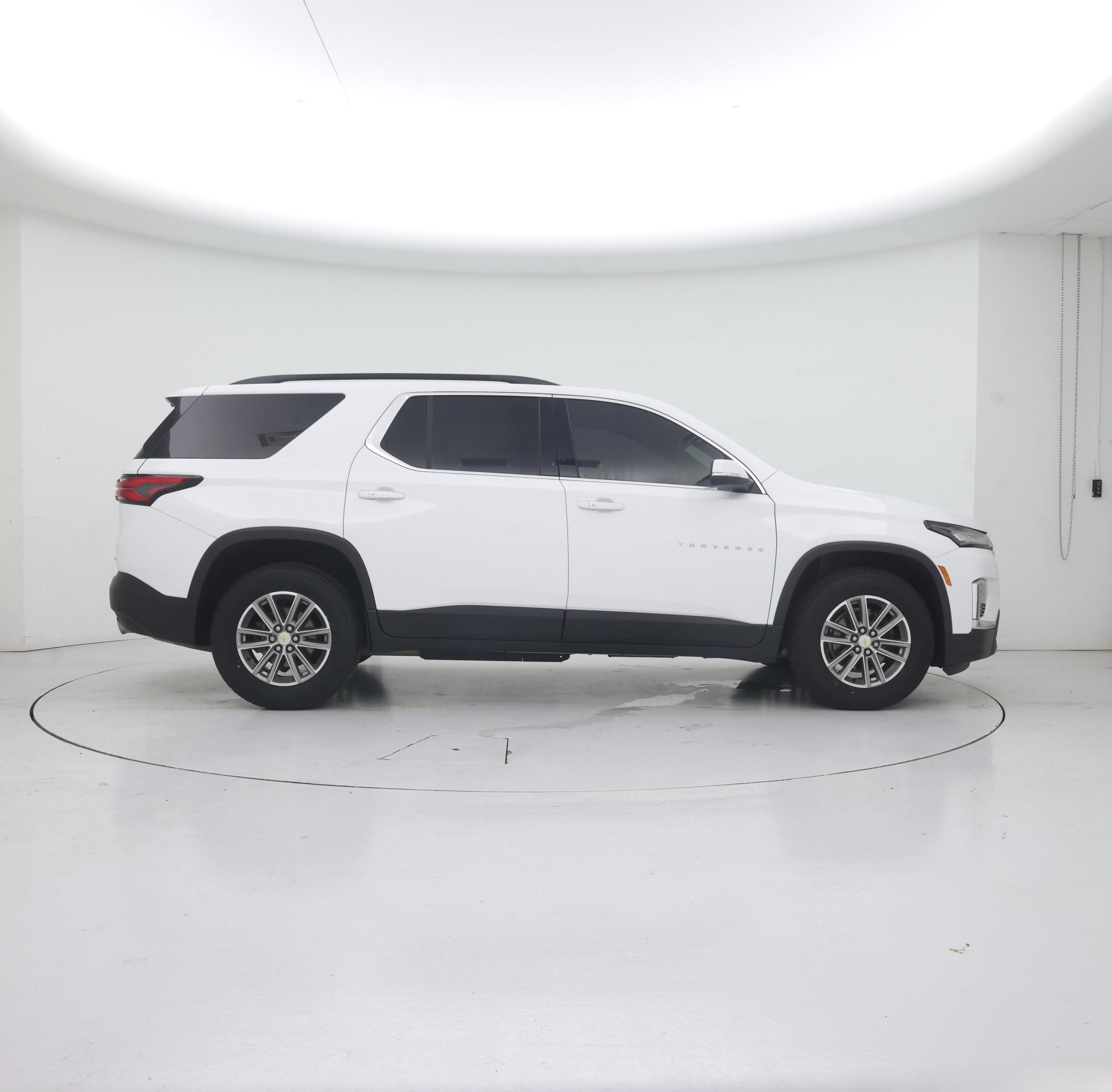 Thumbnail: 2023 Chevrolet Traverse - 7