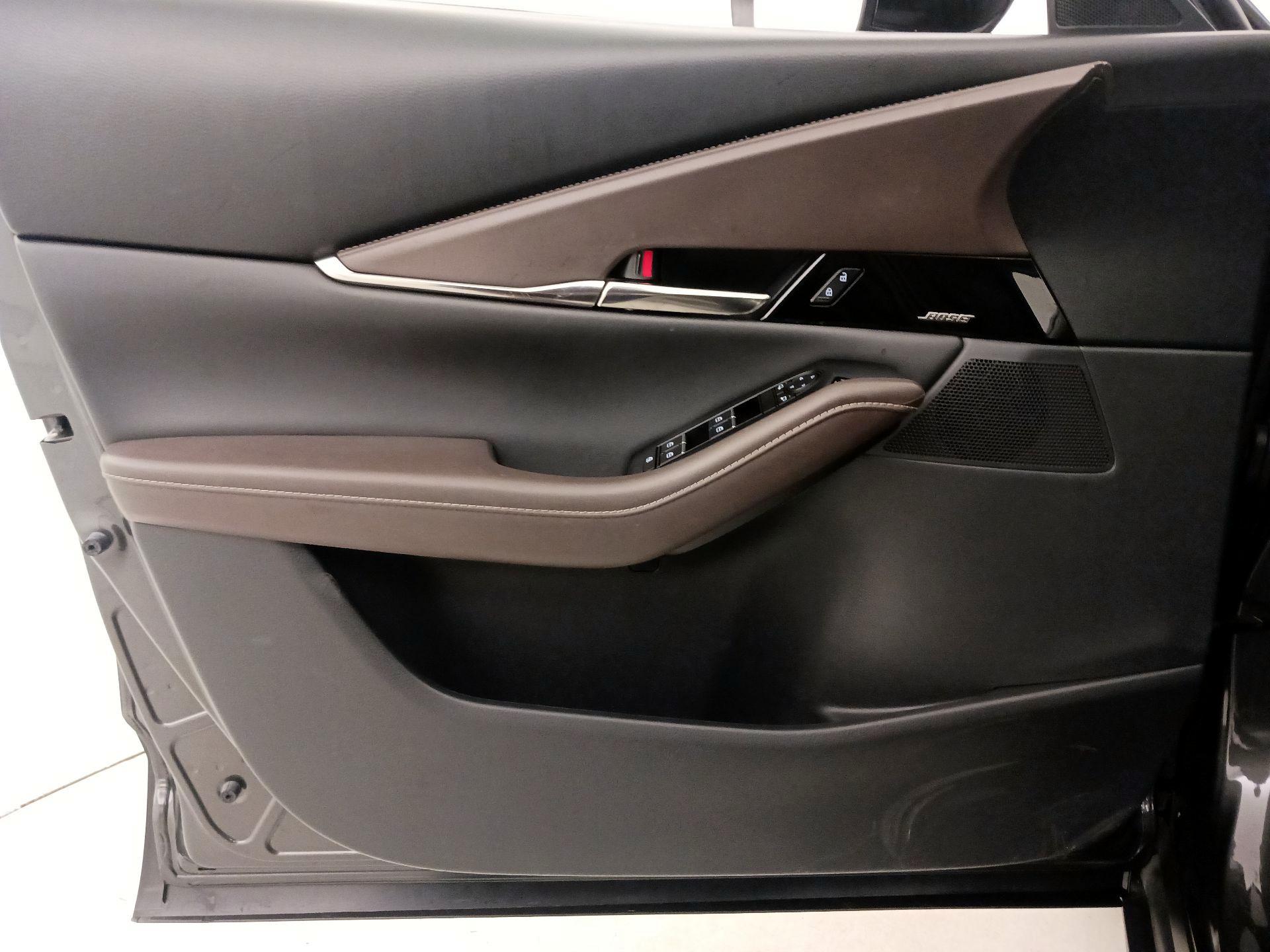 Thumbnail: 2023 Mazda CX-30 - 12